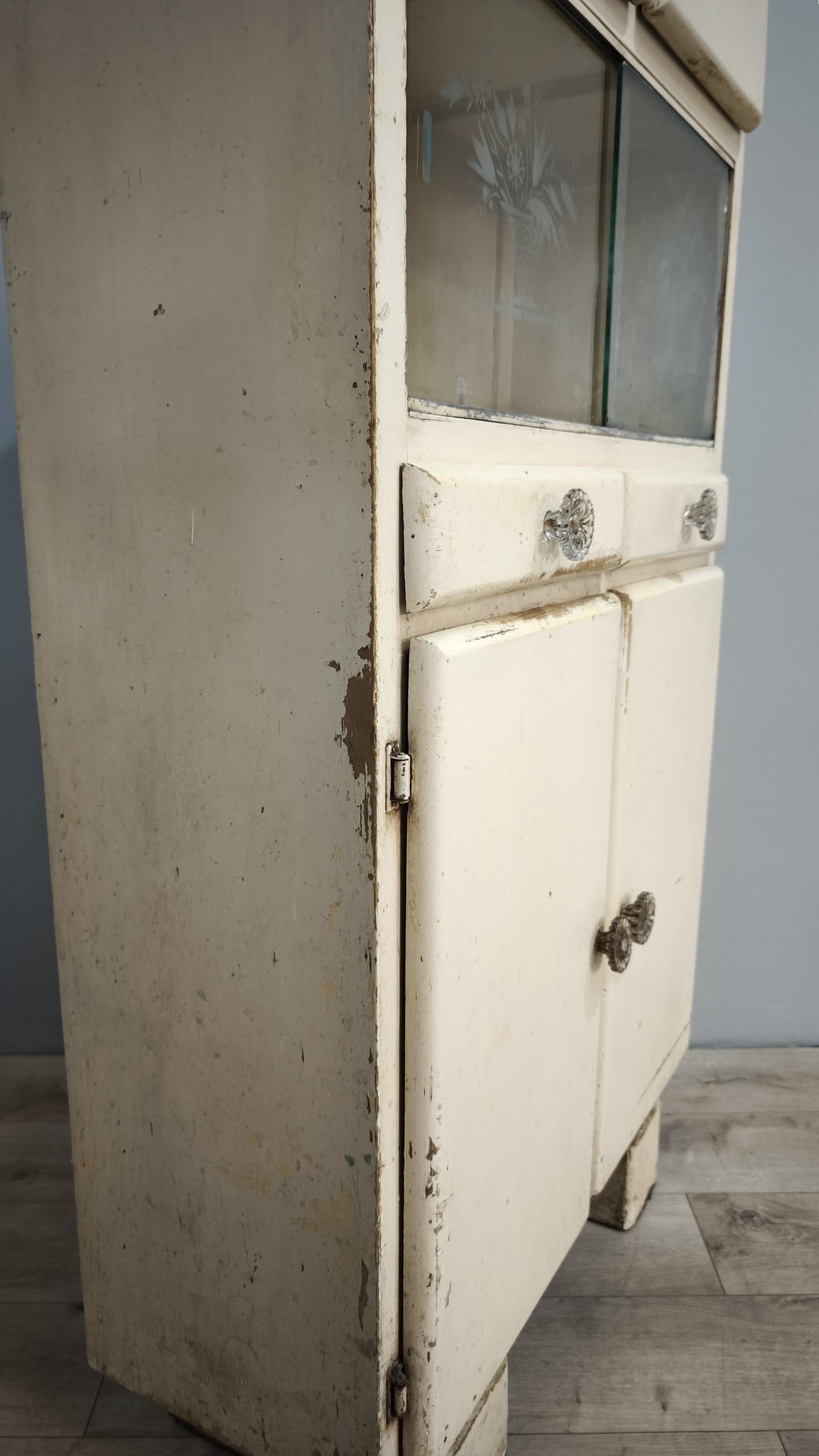 83270 Credenza due sportelli anni '50 color panna