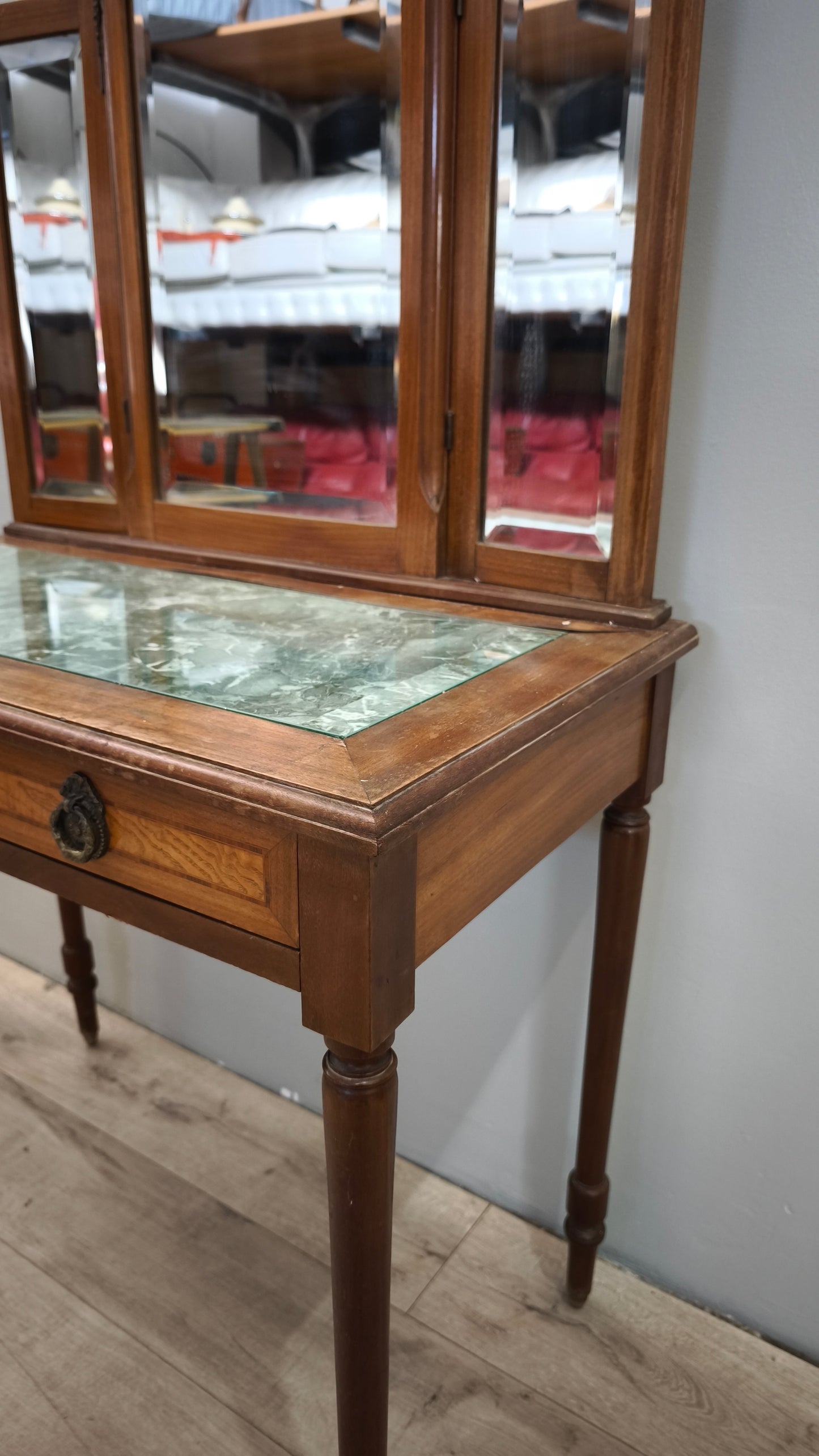 83772 Toletta in legno con specchiera