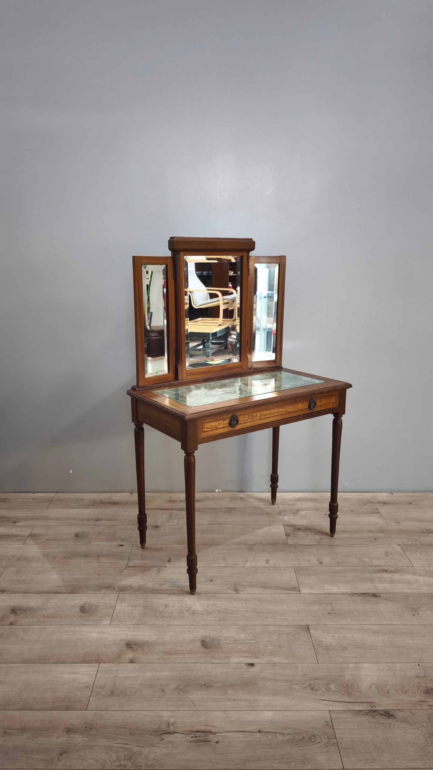 83772 Toletta in legno con specchiera