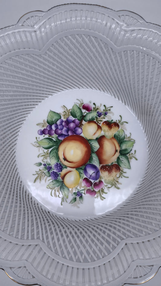 83766 Centrotavola in ceramica traforata Boan dipinto a mano