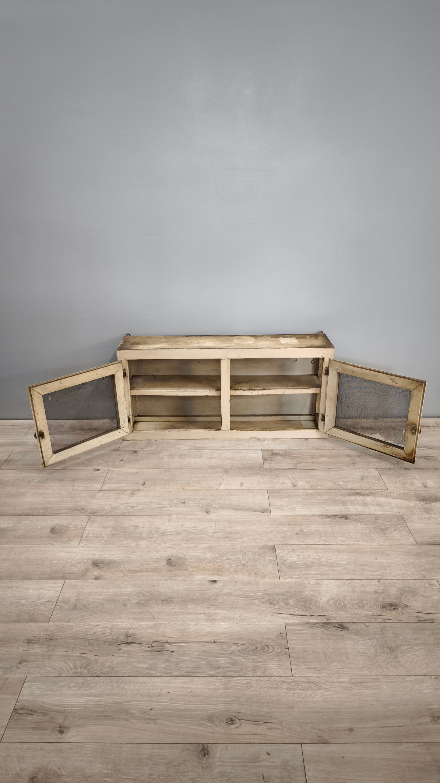 83921 Pensile formaggera in legno