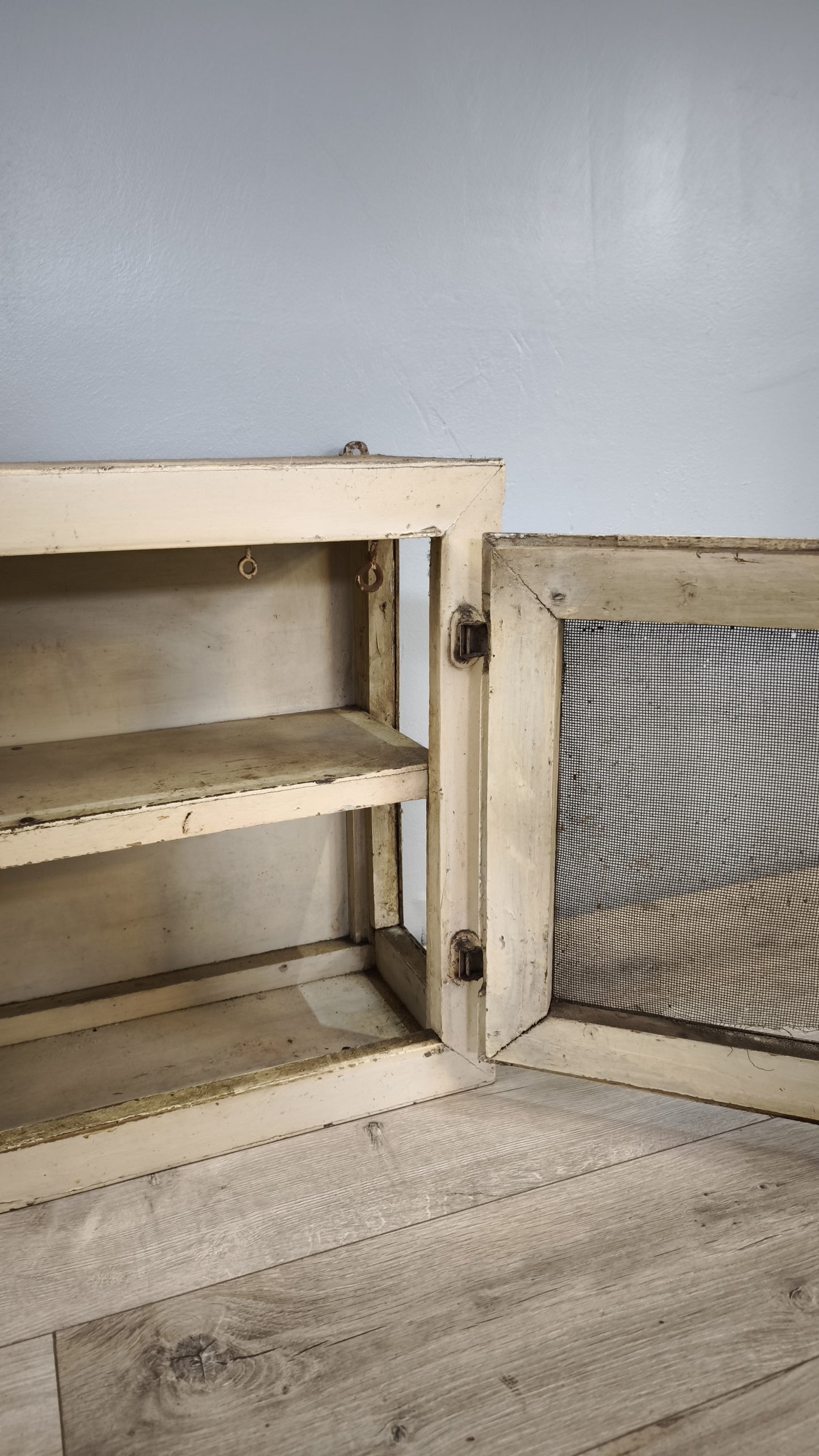 83921 Pensile formaggera in legno