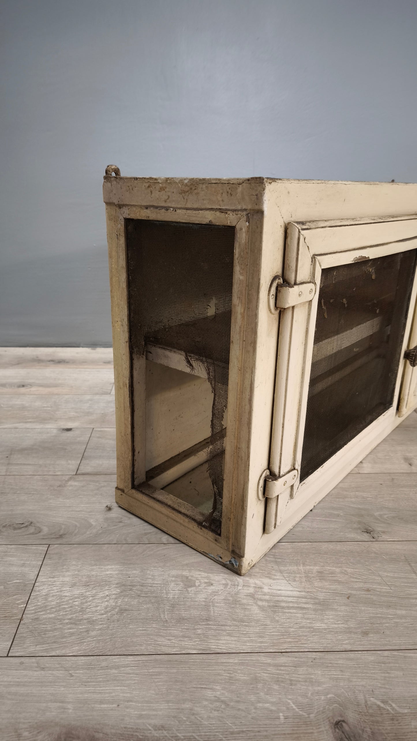 83921 Pensile formaggera in legno