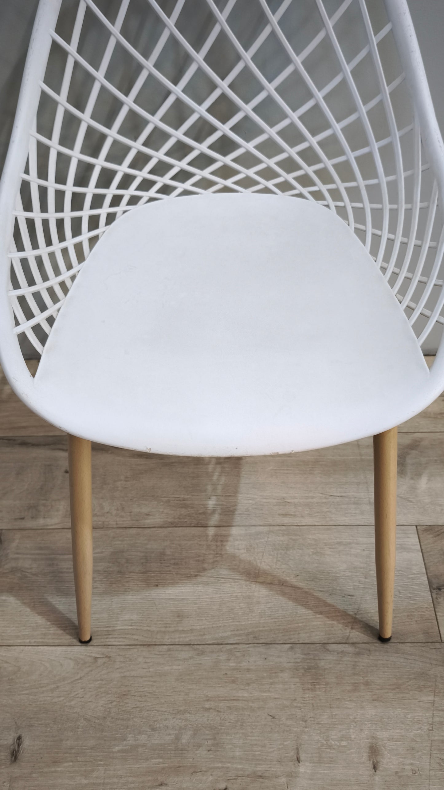 83914 Sedia bianca moderna