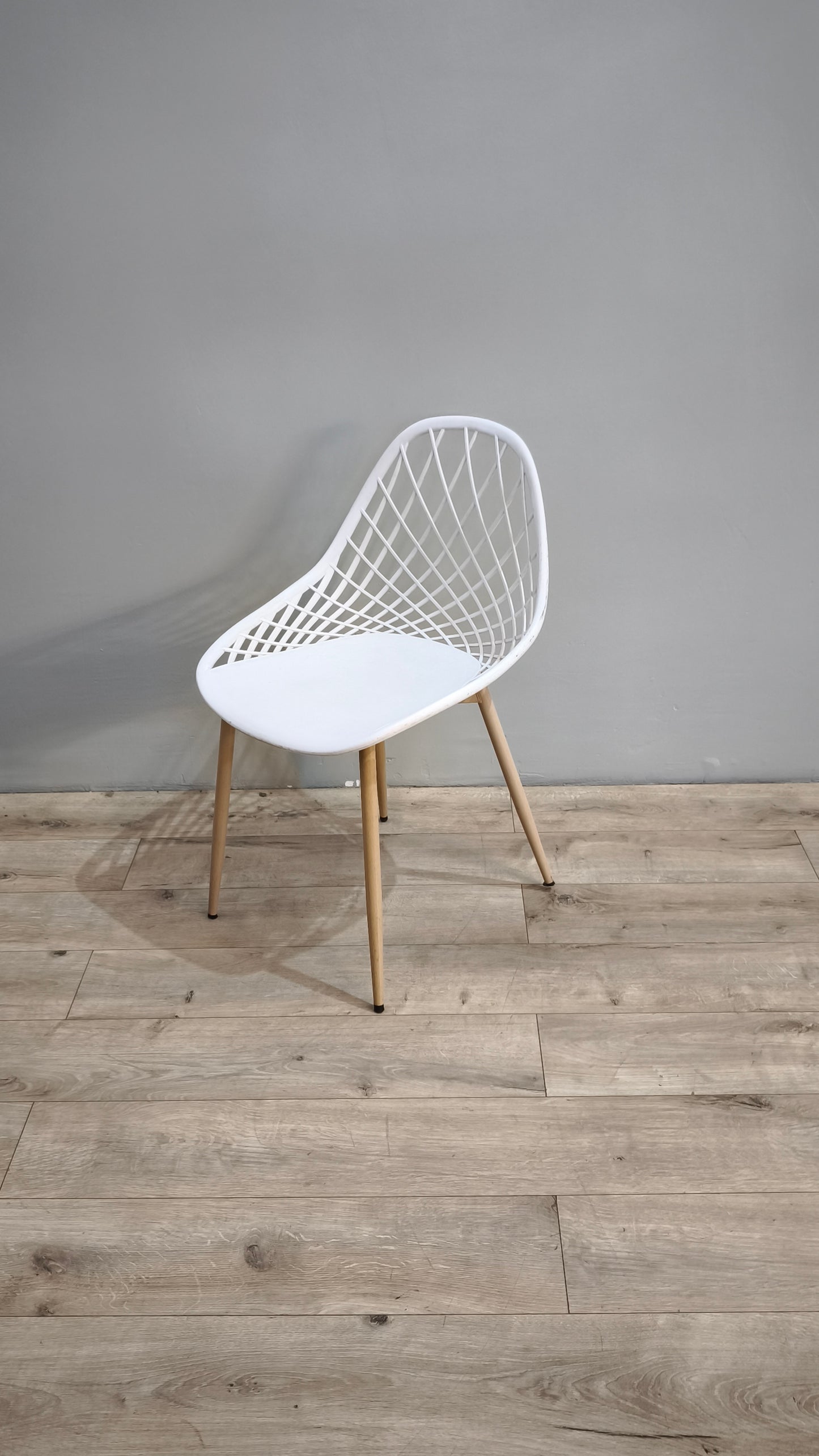 83914 Sedia bianca moderna