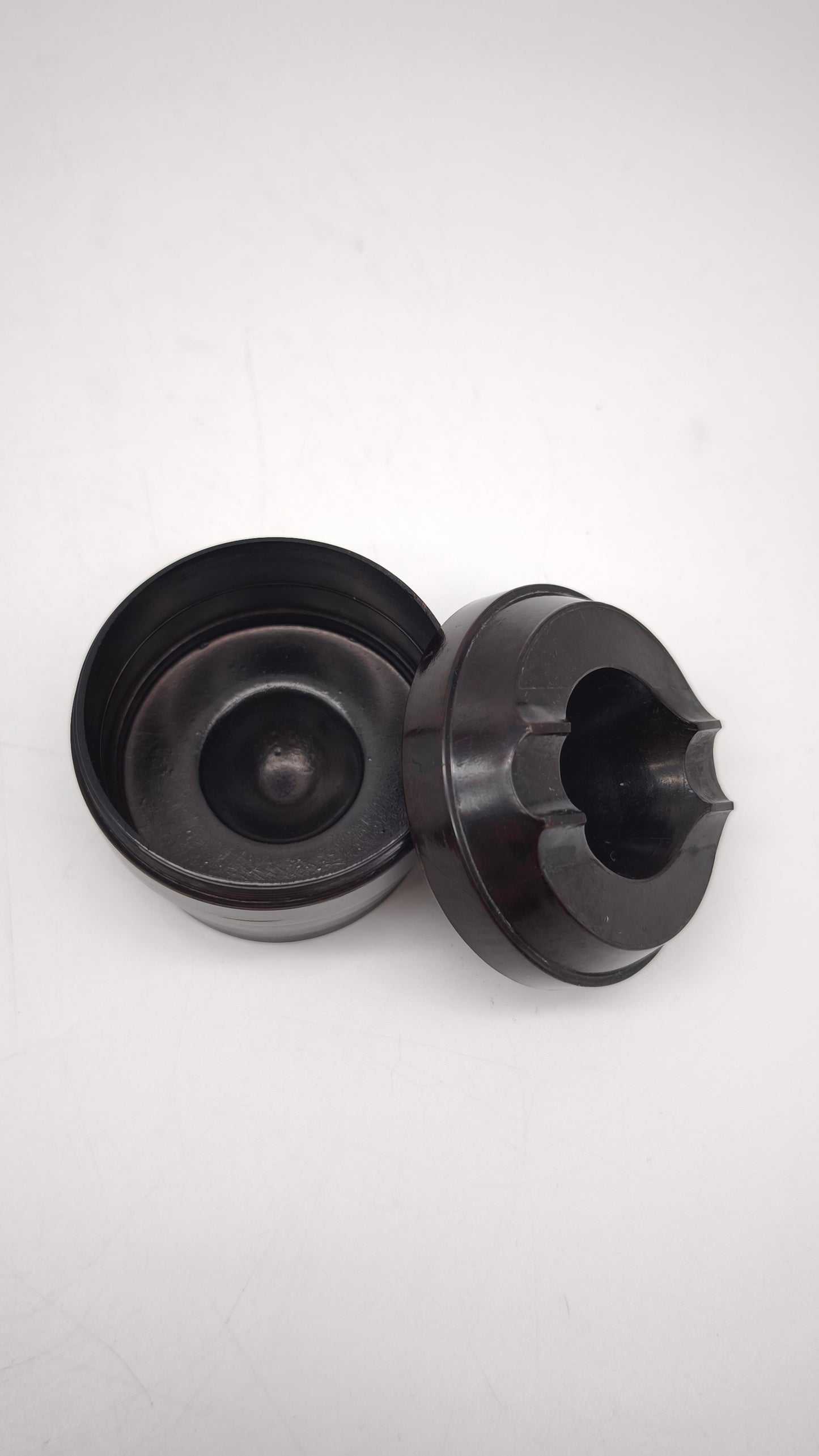 83163 Porta cenere vintage in bachelite