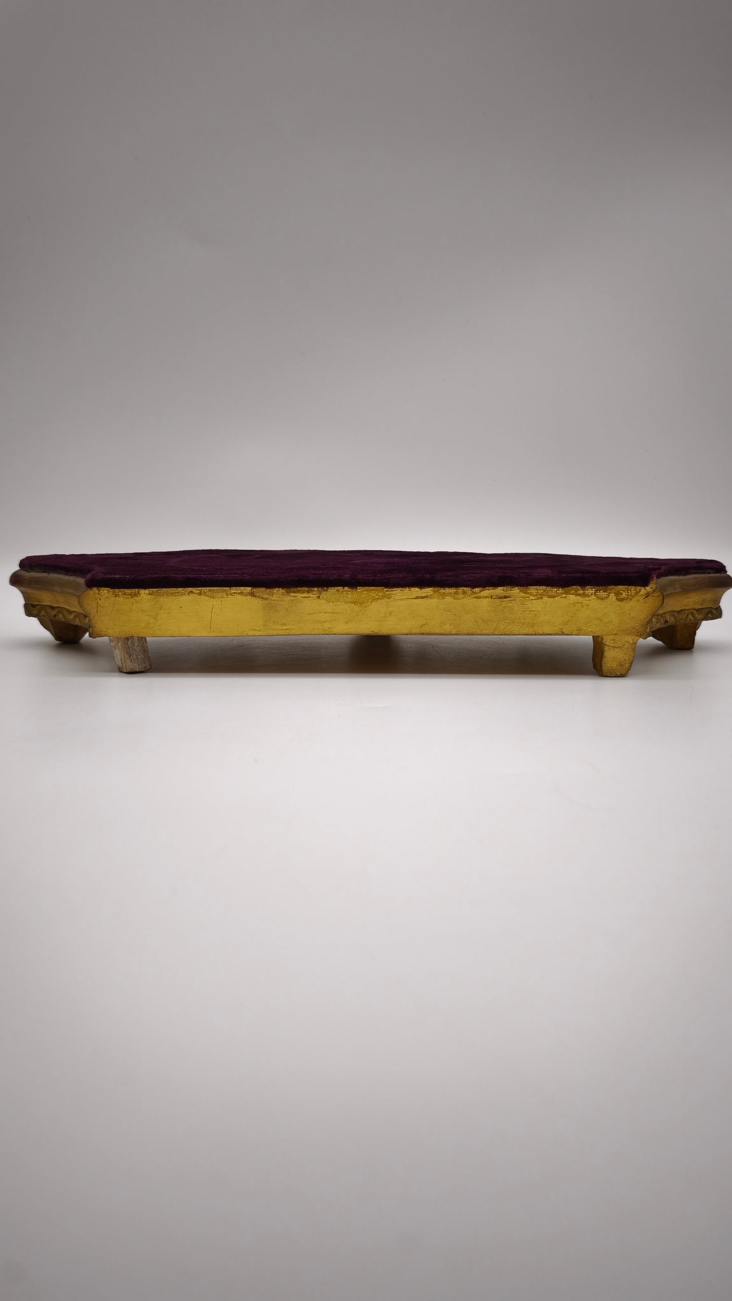 83113 Alzata in legno con velluto francese