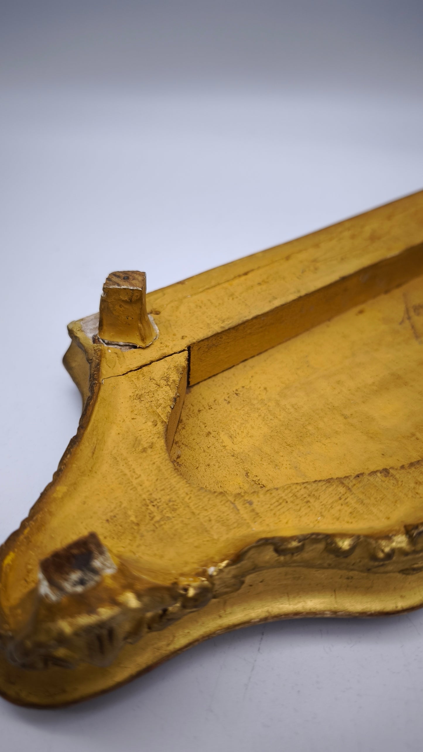 83113 Alzata in legno con velluto francese