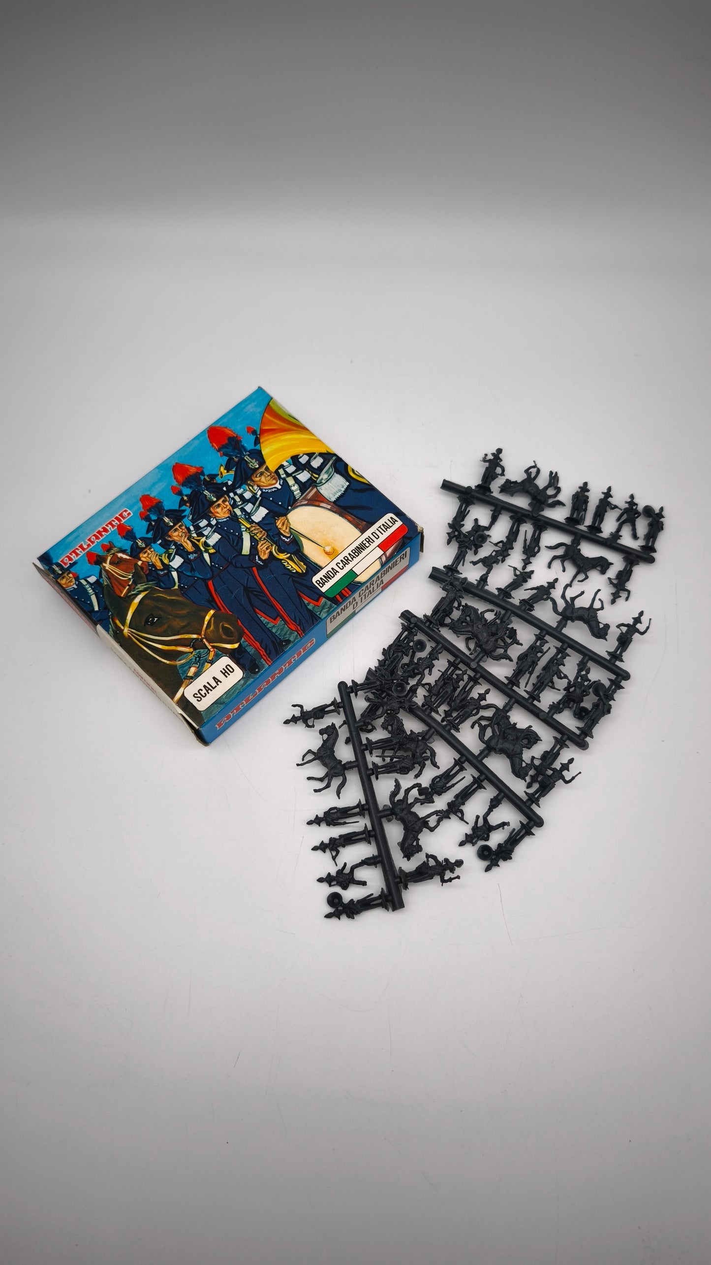 83363 Miniature banda carabinieri Atlantic