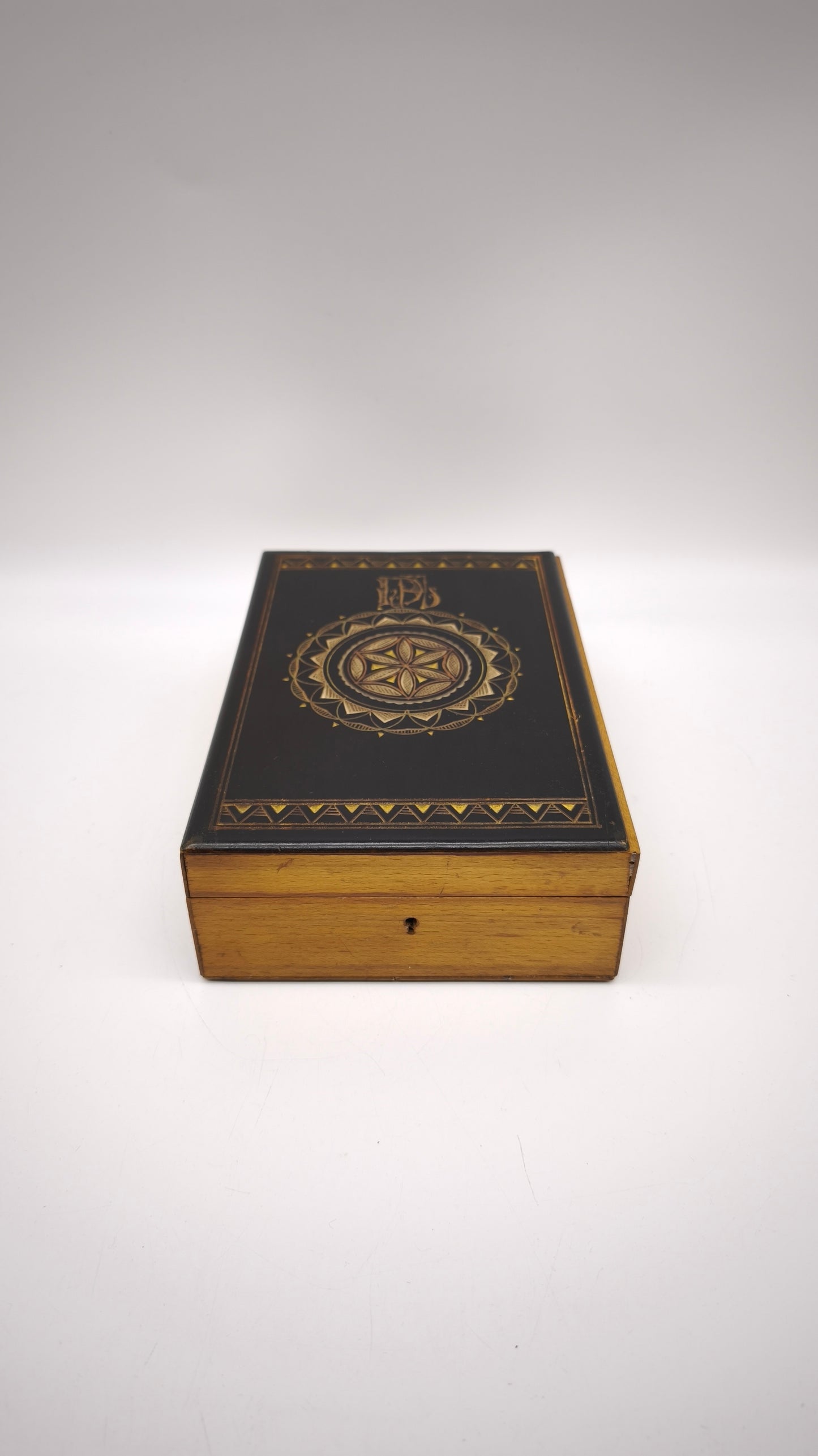 82692 Porta gioie in legno con specchio interno