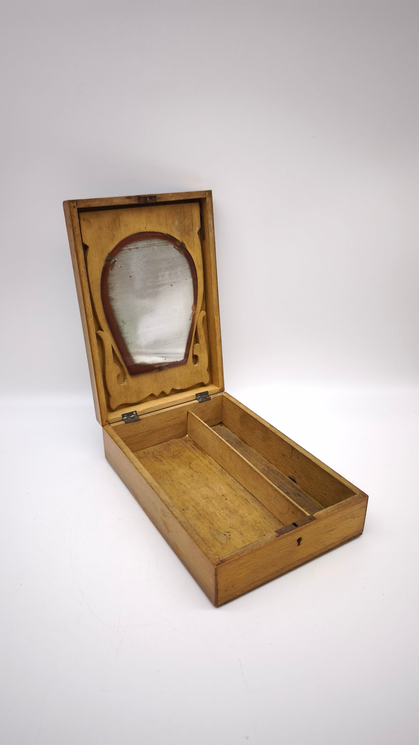 82692 Porta gioie in legno con specchio interno