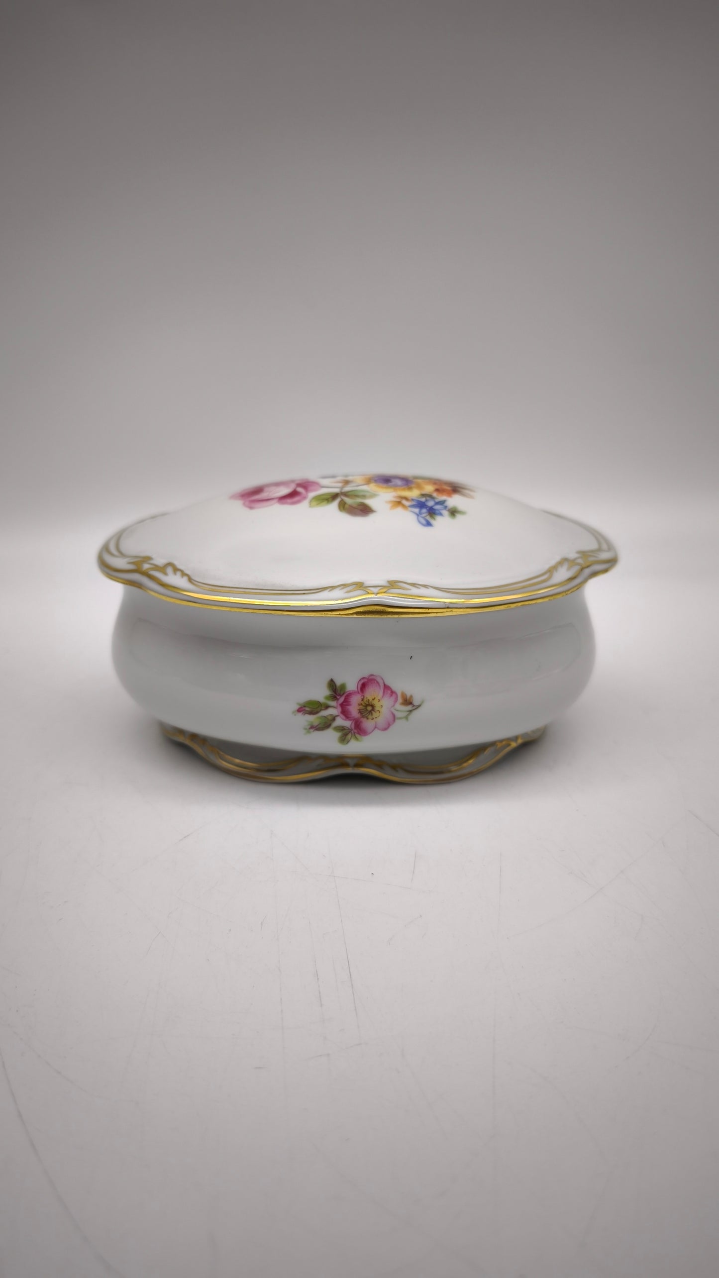83791 Scatola in ceramica Jlmanau