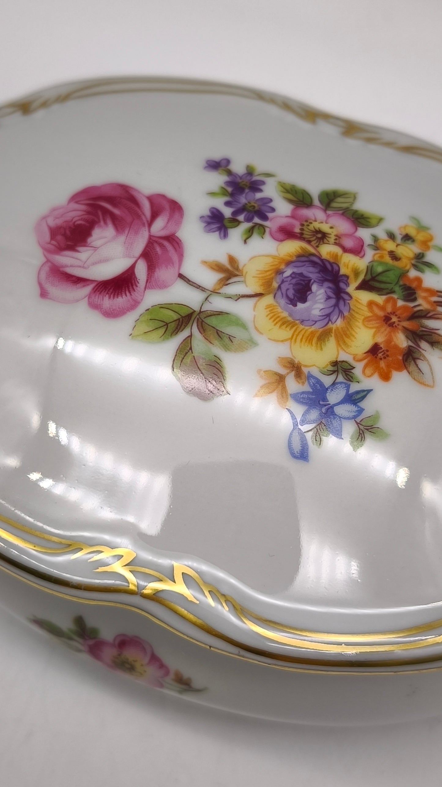 83791 Scatola in ceramica Jlmanau