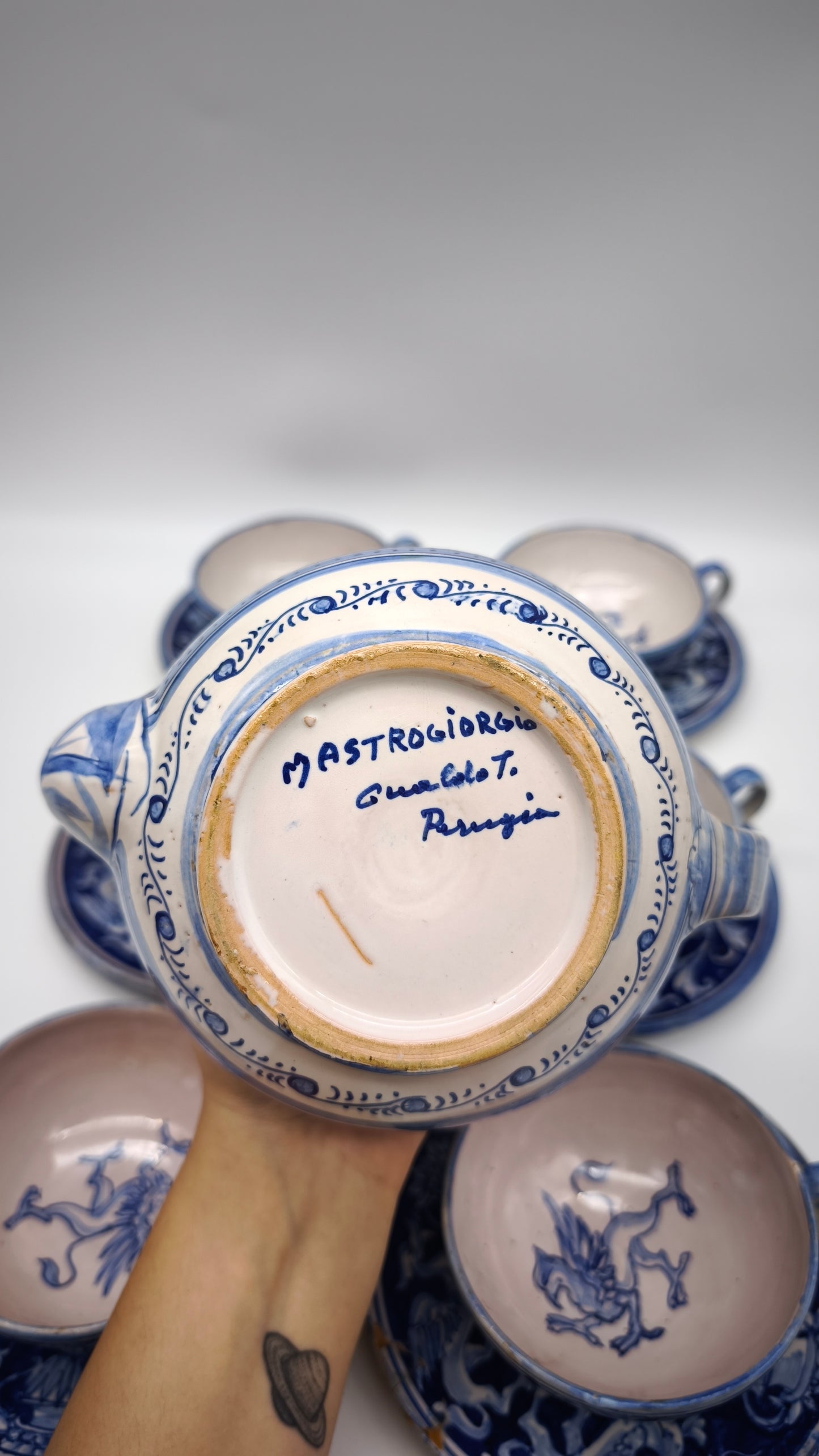 83230 Servizio da tè in ceramica Mastrogiorgio Gualdo Tadino, Perugia