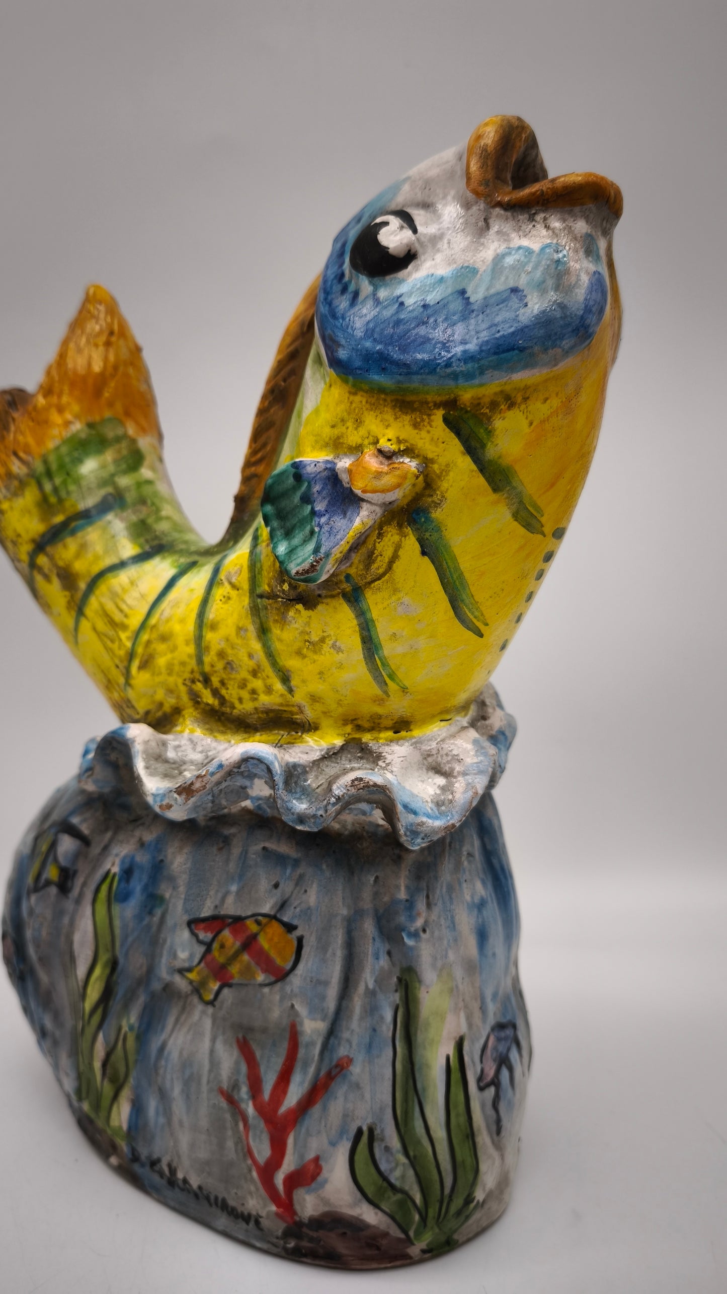 84084 Scultura pesce in ceramica di Caltagirone