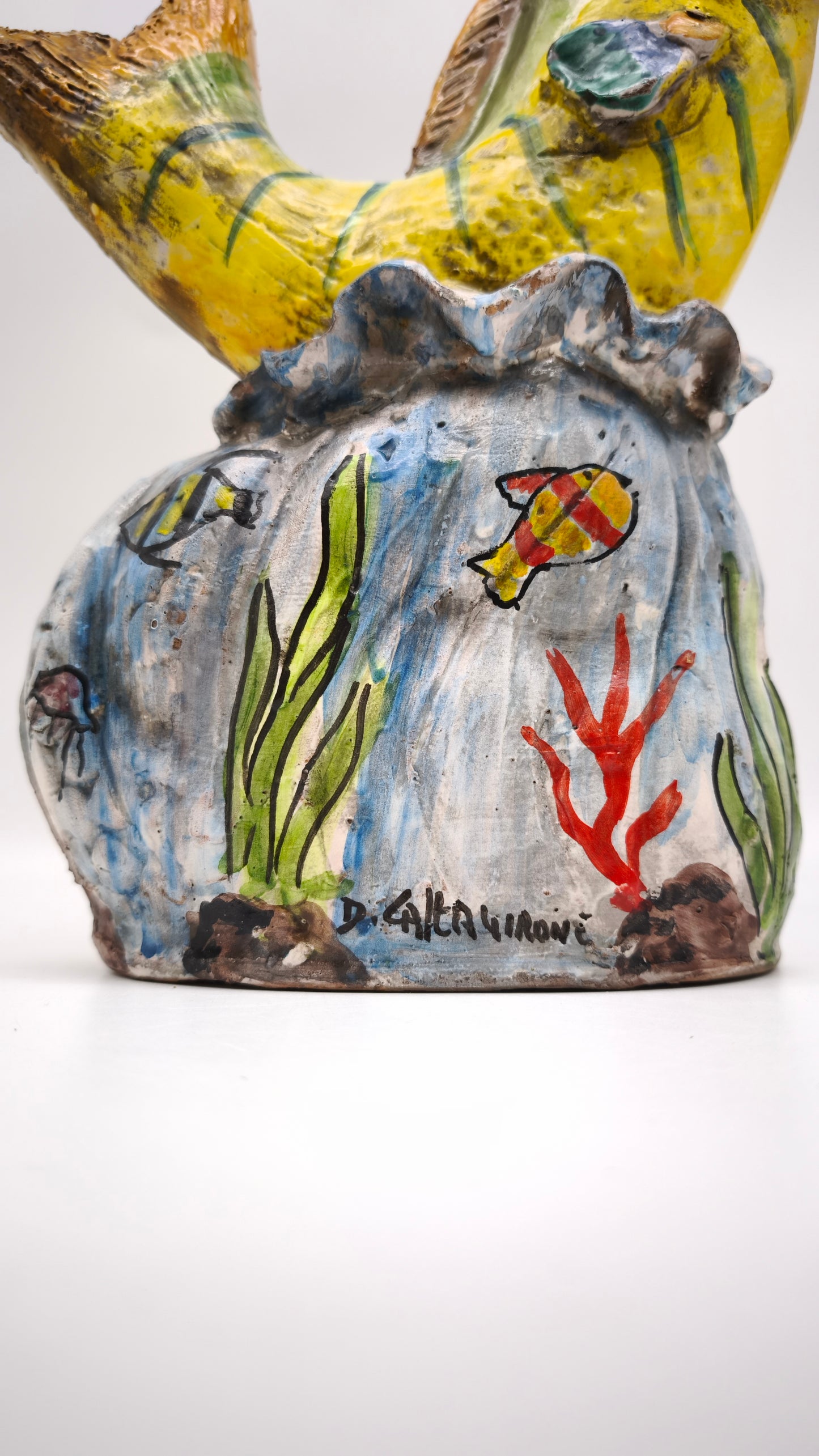 84084 Scultura pesce in ceramica di Caltagirone