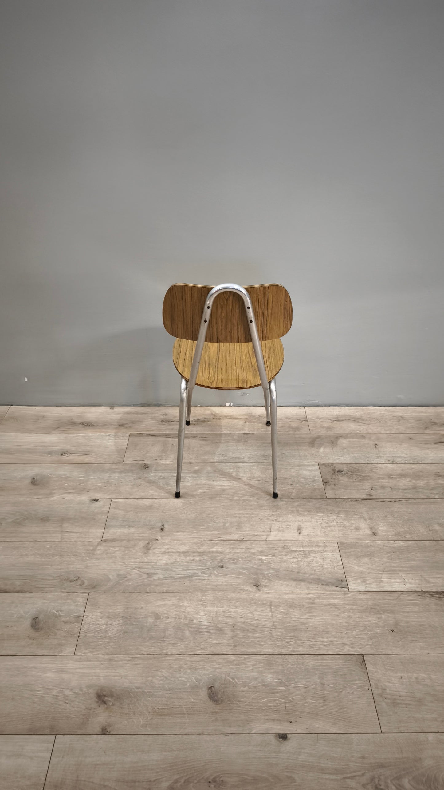 84145 Set n 4 sedie in formica marrone