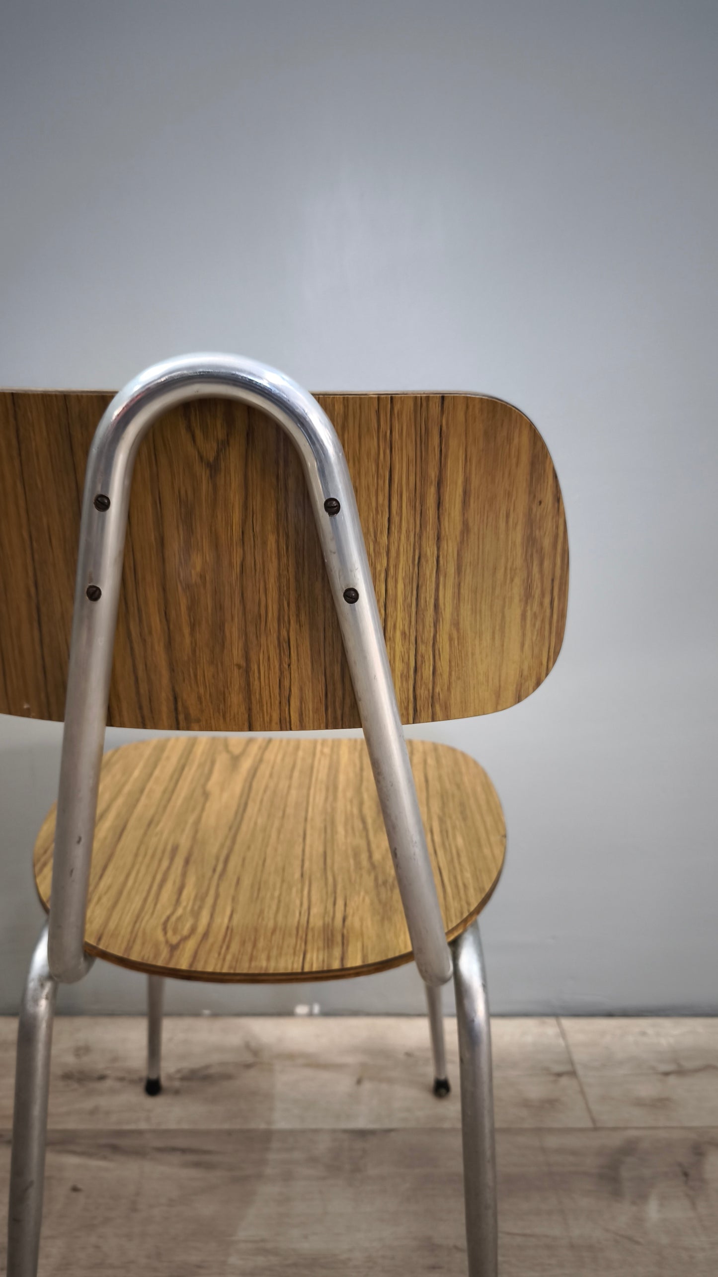 84145 Set n 4 sedie in formica marrone