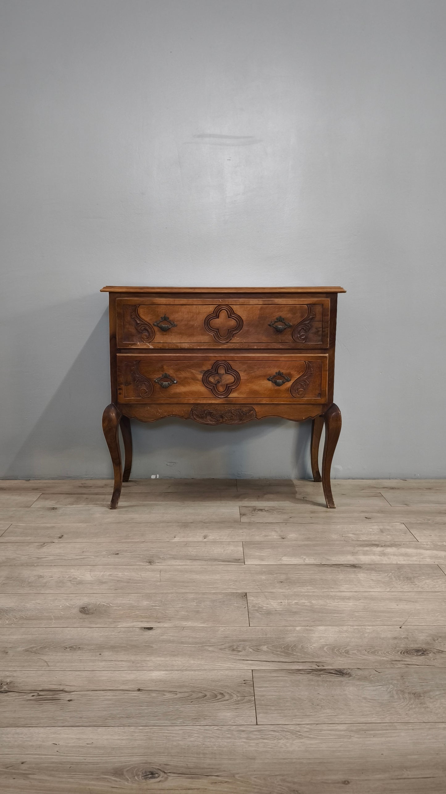 84156 Mobile in legno con due cassetti