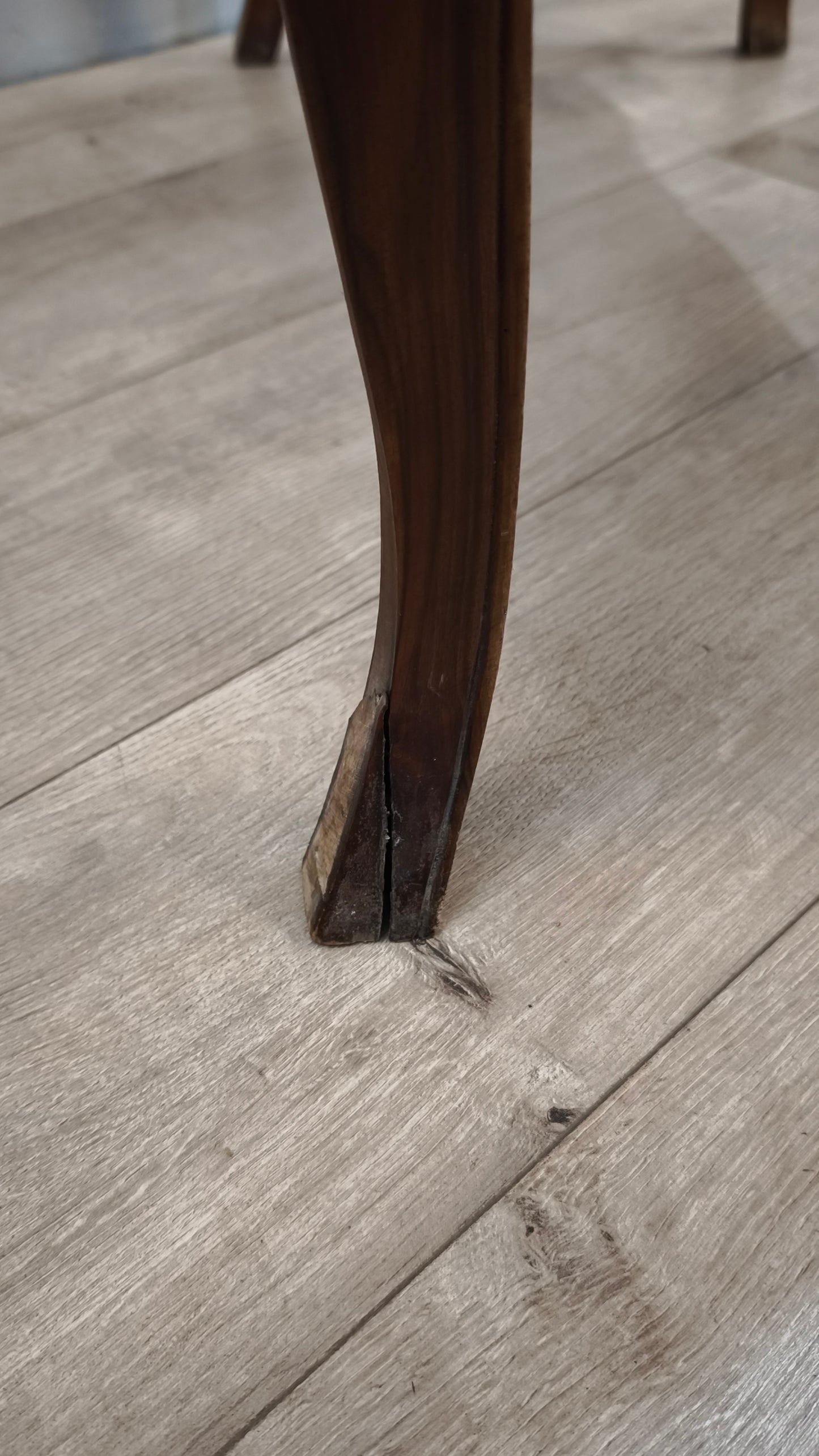 84156 Mobile in legno con due cassetti