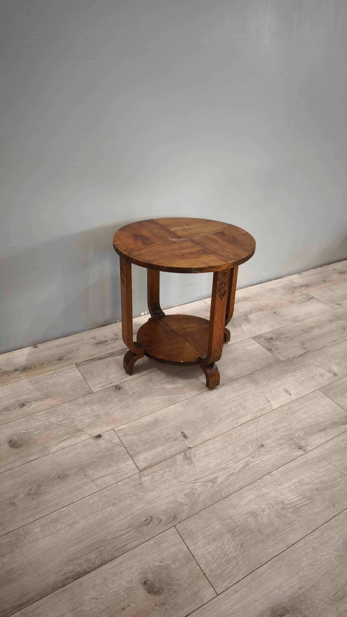 84215 Tavolino rotondo stile Art Déco con doppio ripiano