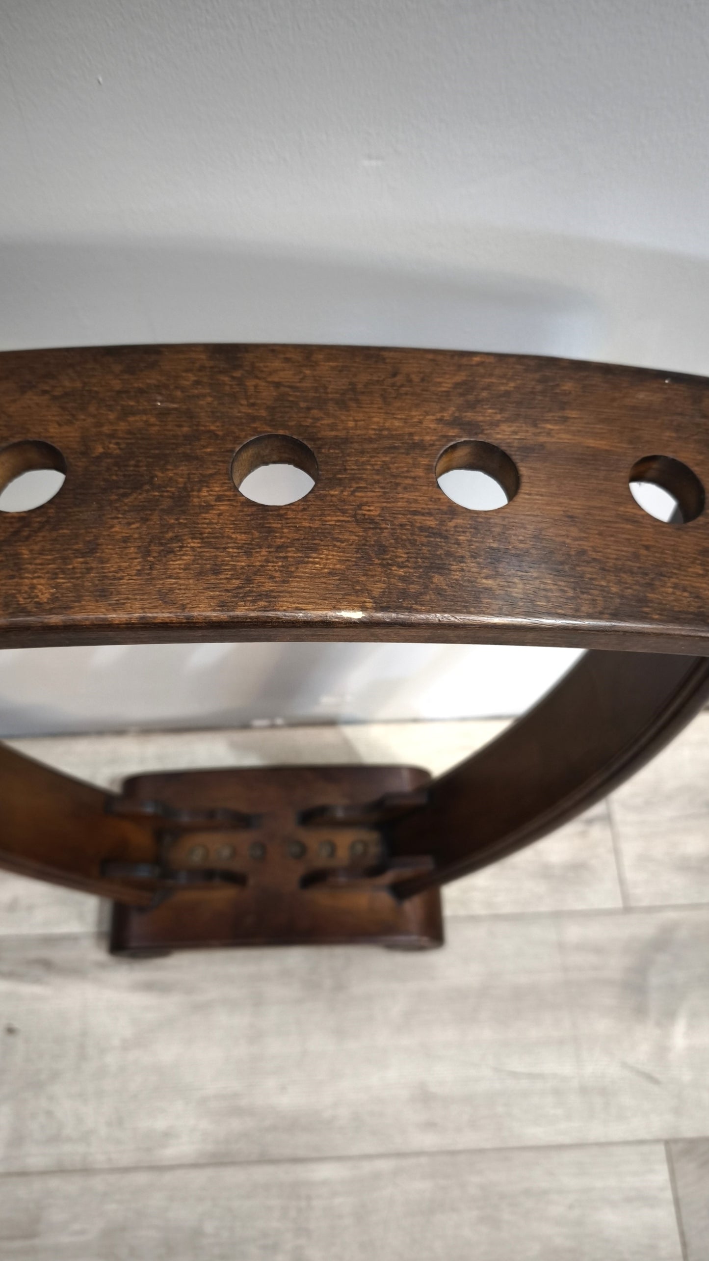 84209 Porta bastoni in legno
