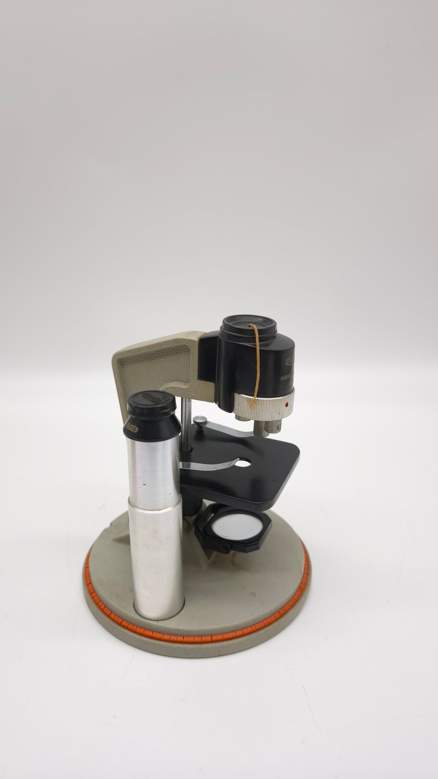 84292 Microscopio vintage Meopta con custodia