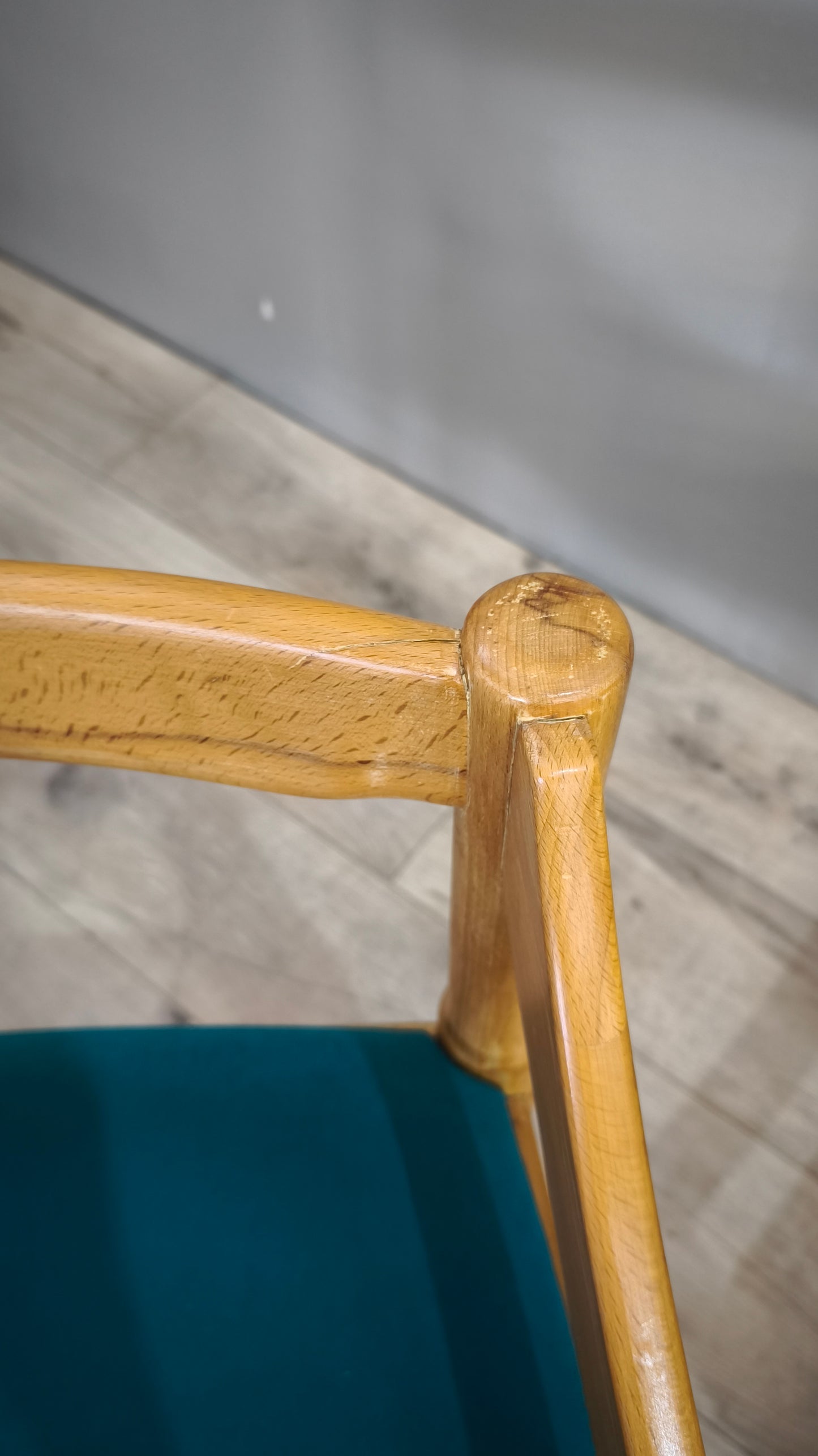 84582 Poltroncina serie Carimate attribuita a Vico Magistretti per Cassina, anni '60