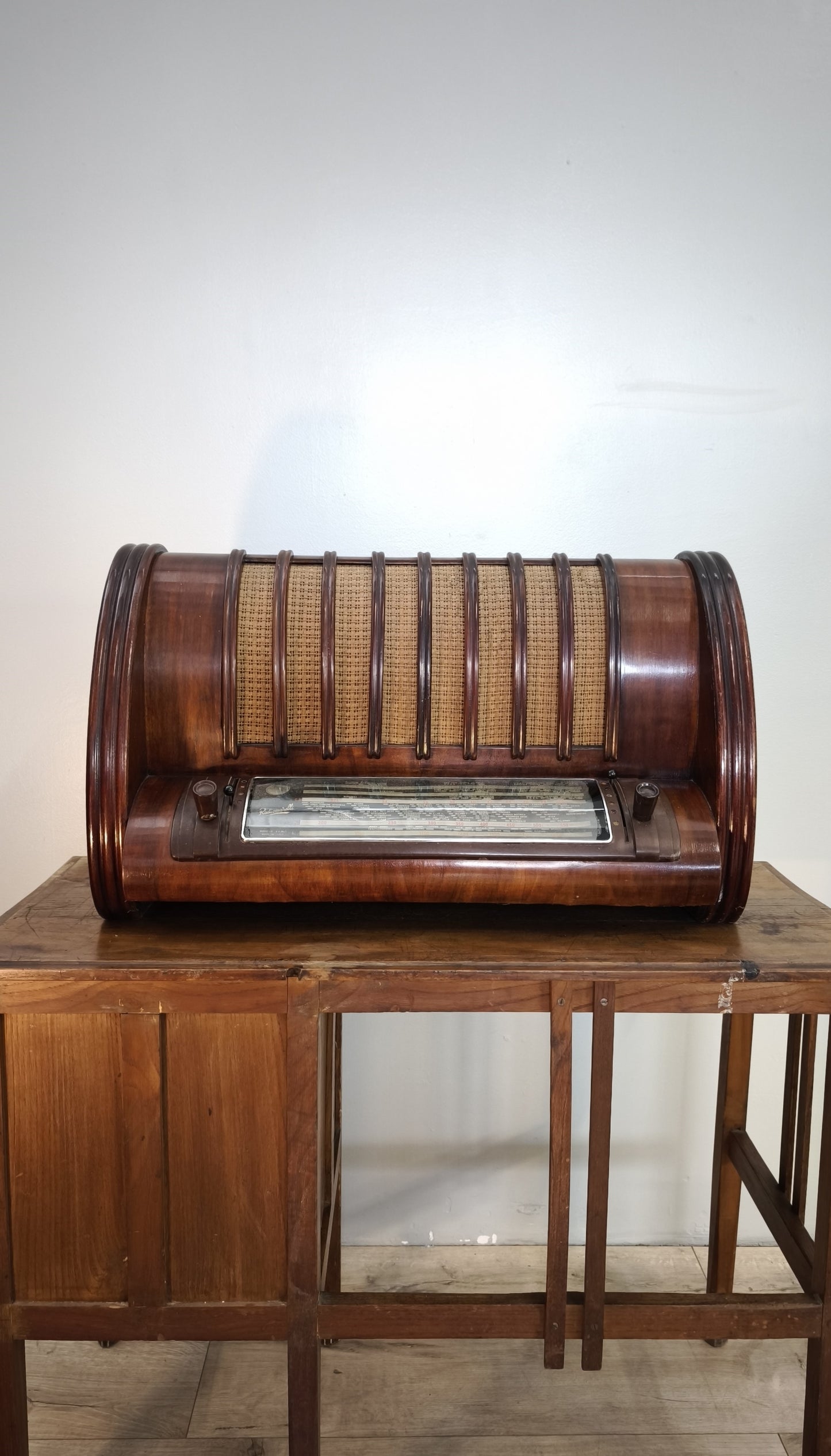 84573 Radio vintage Radiomarelli modello 9A26, anni '40