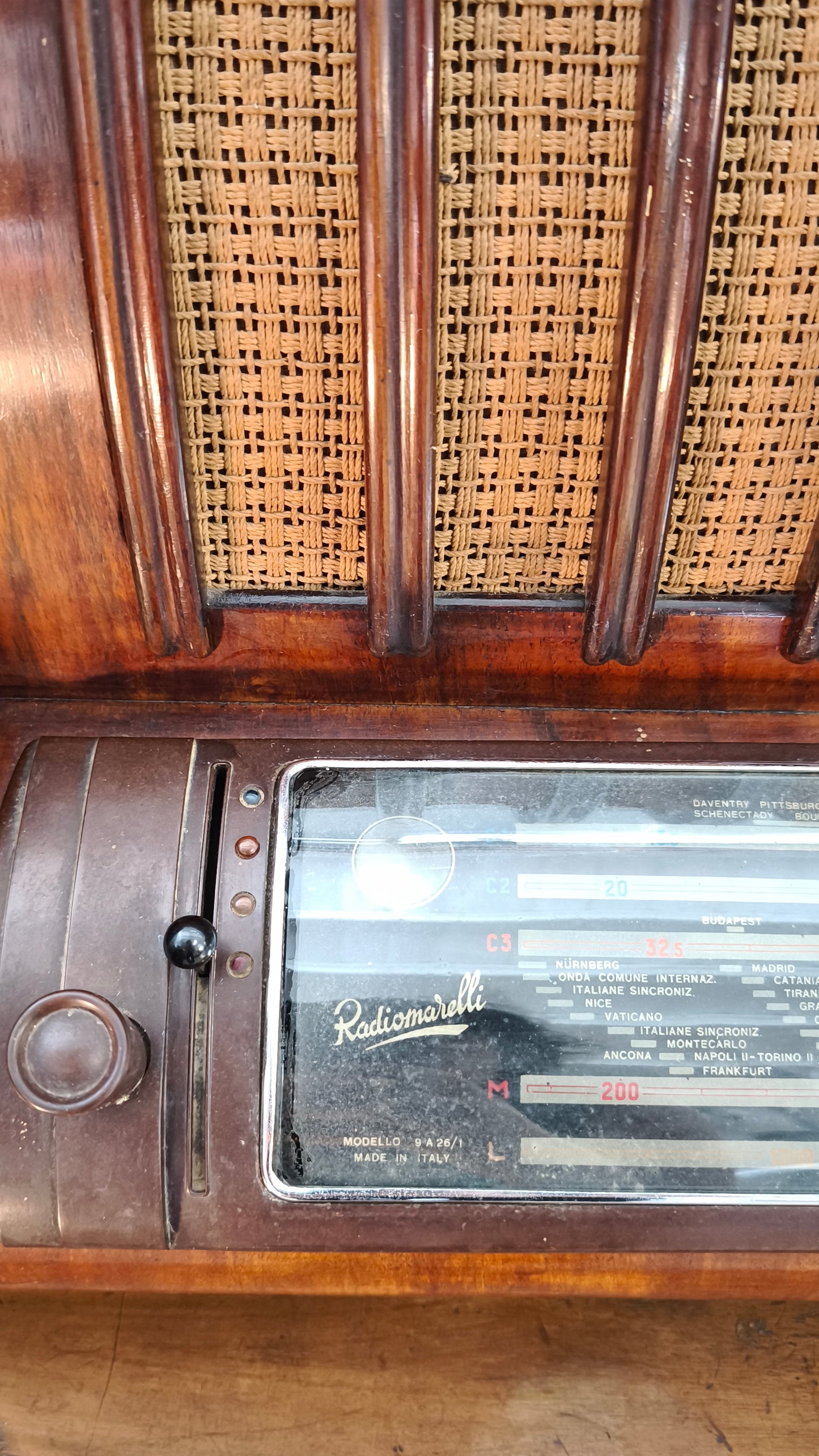 84573 Radio vintage Radiomarelli modello 9A26, anni '40