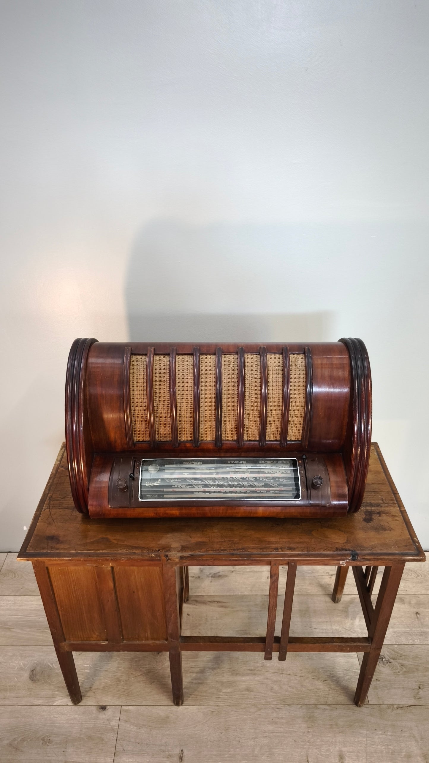 84573 Radio vintage Radiomarelli modello 9A26, anni '40