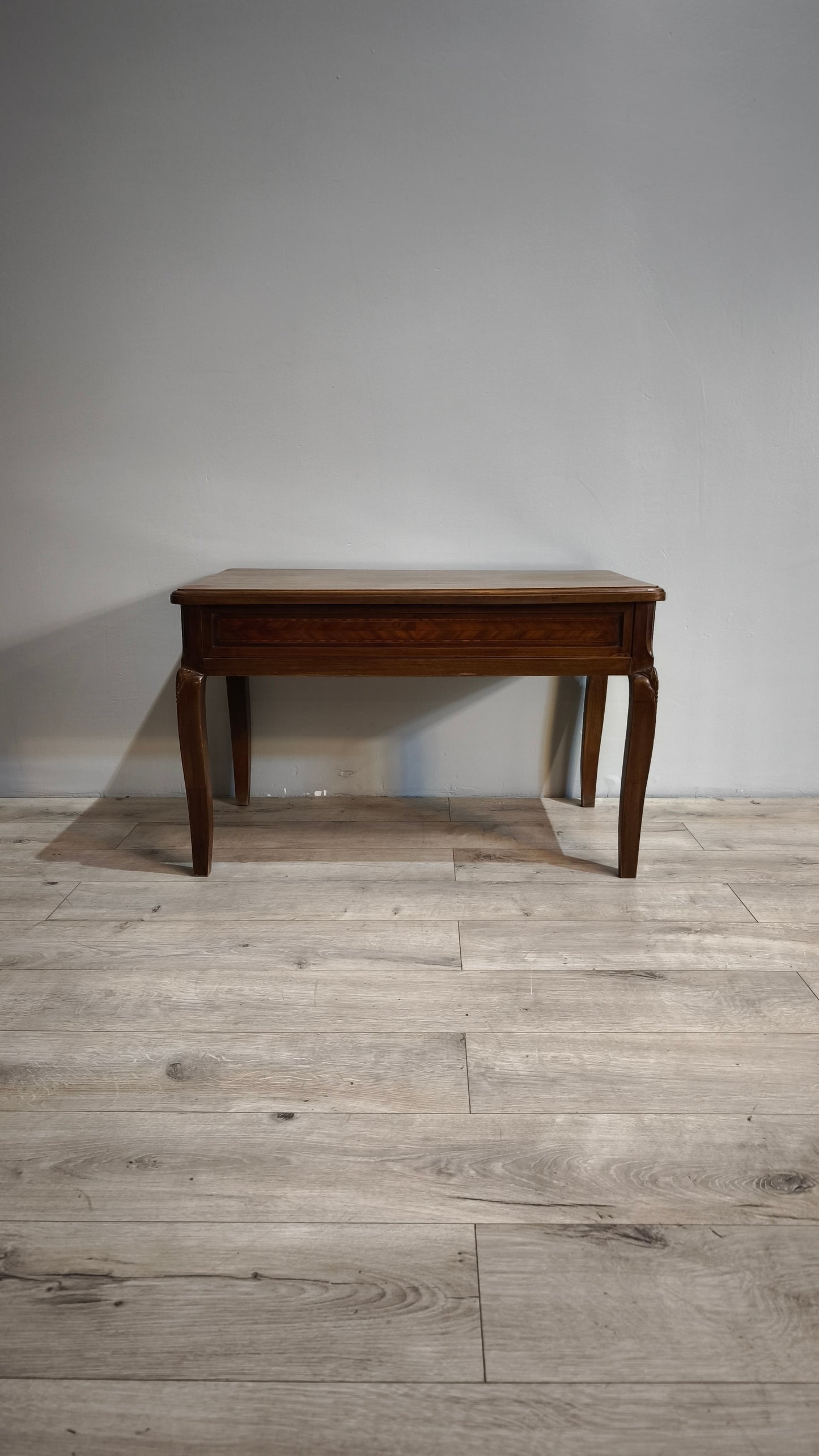 84572 Tavolo da salotto in legno con cassetto frontale