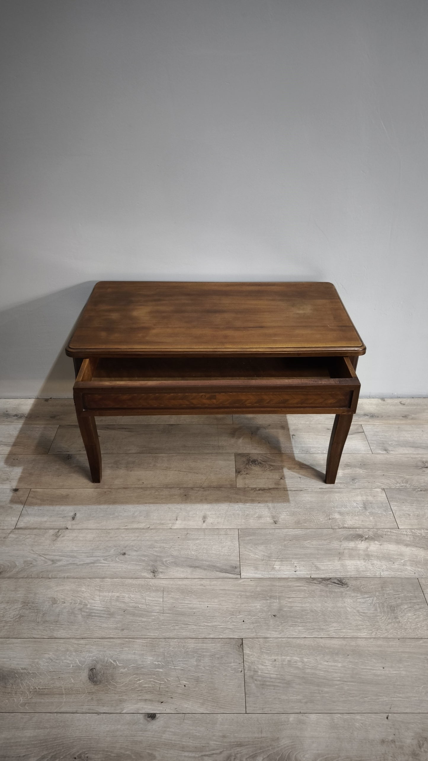 84572 Tavolo da salotto in legno con cassetto frontale