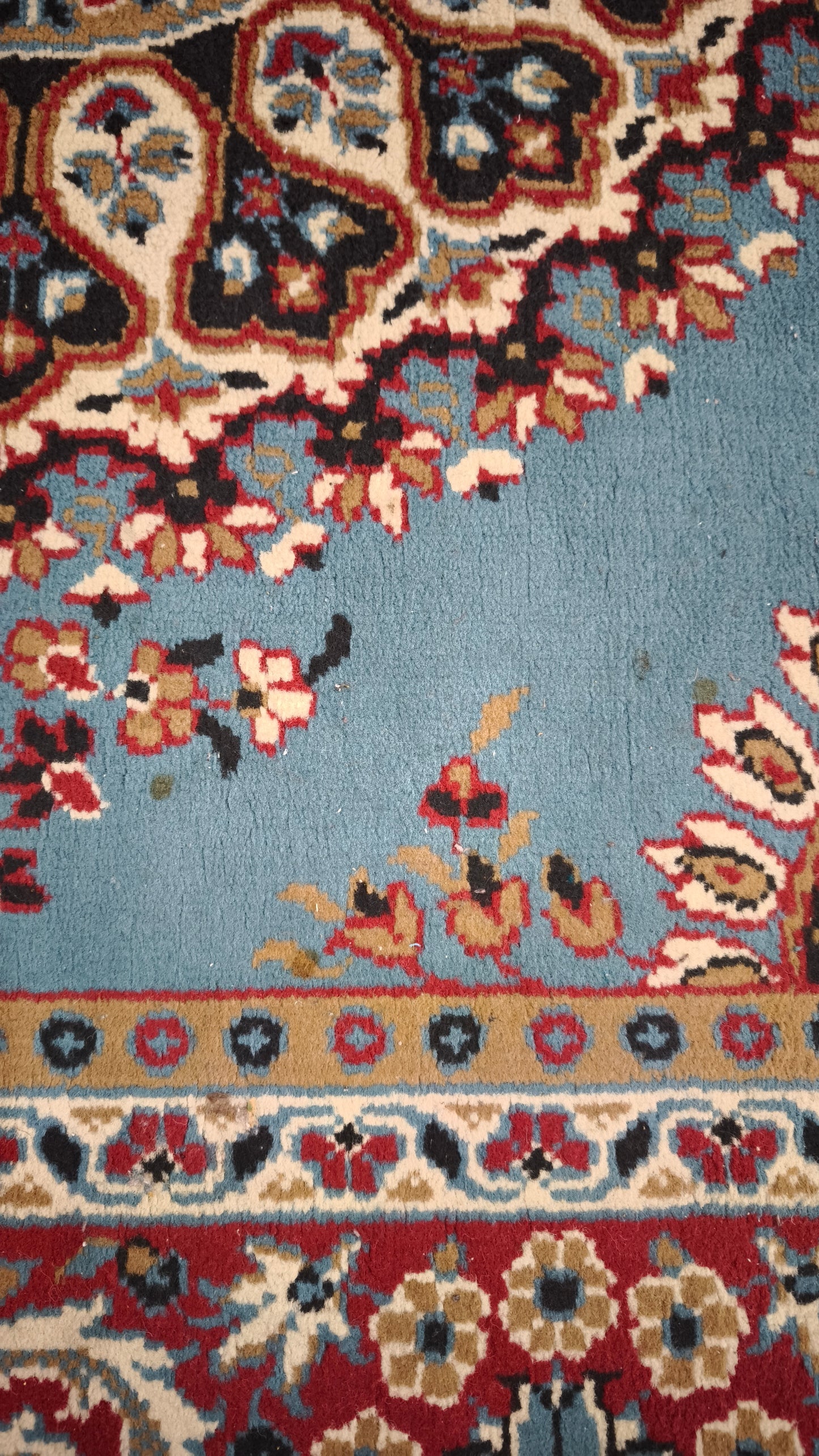 84580 Tappeto in fibra naturale con decorazione a motivo floreale