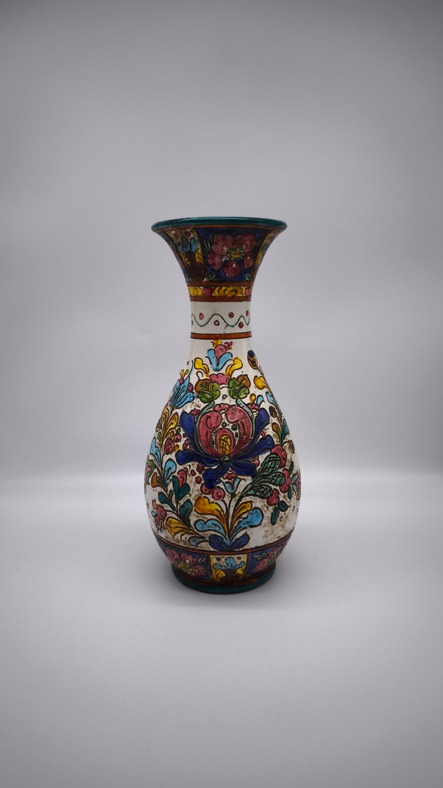 84600 Vaso in ceramica dipinto a mano