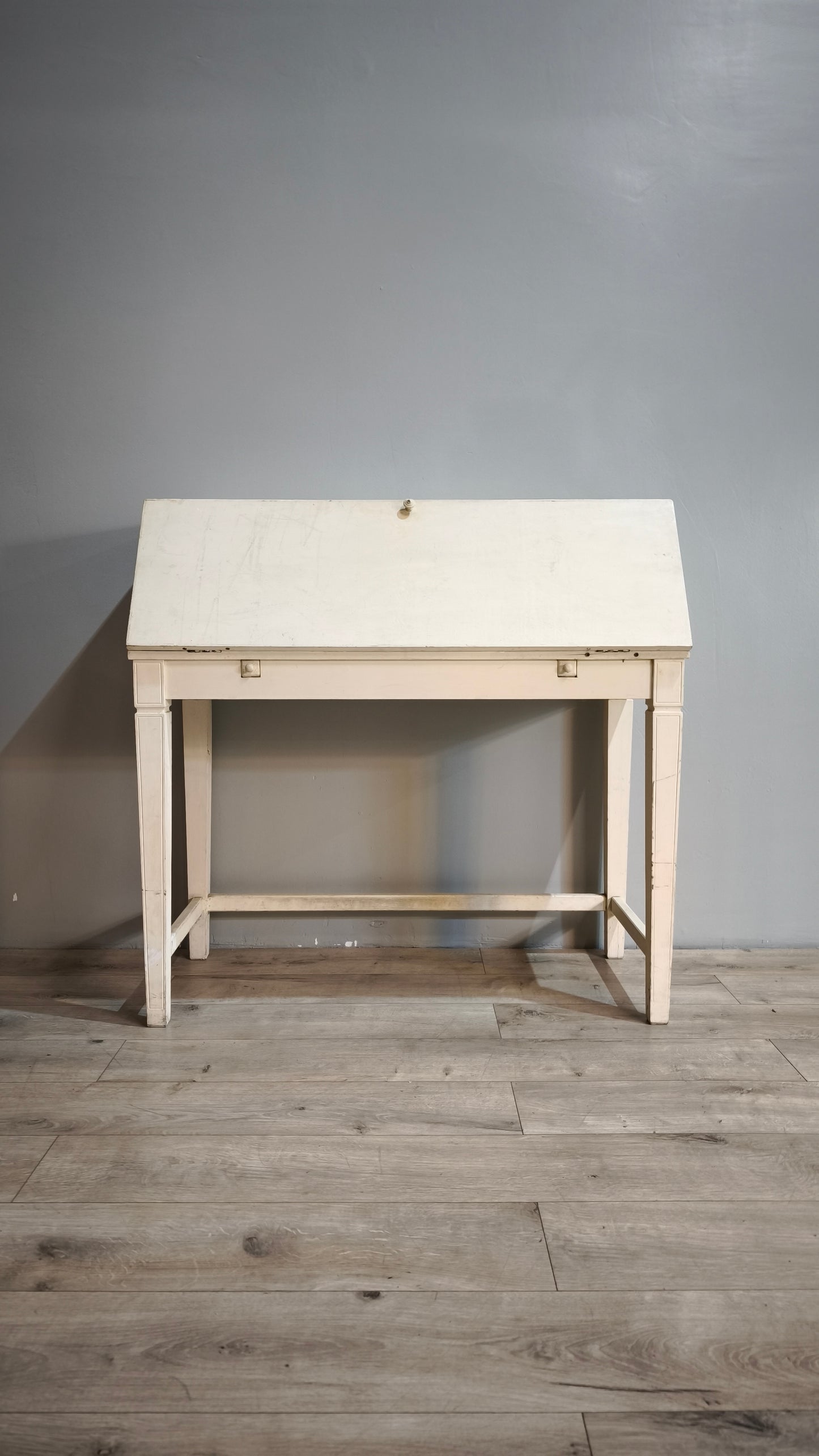 84621 Secretaire bianco in legno