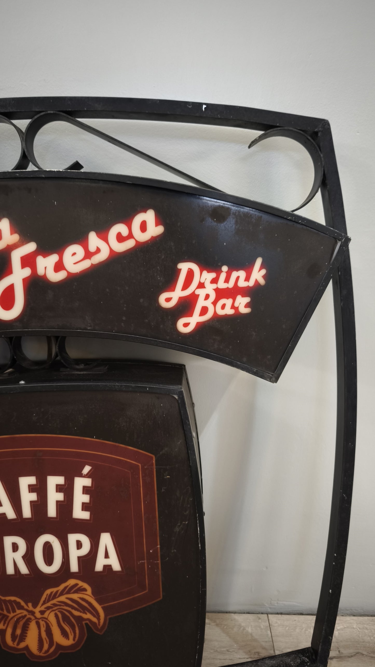 83916 Insegna luminosa Caffè Europa