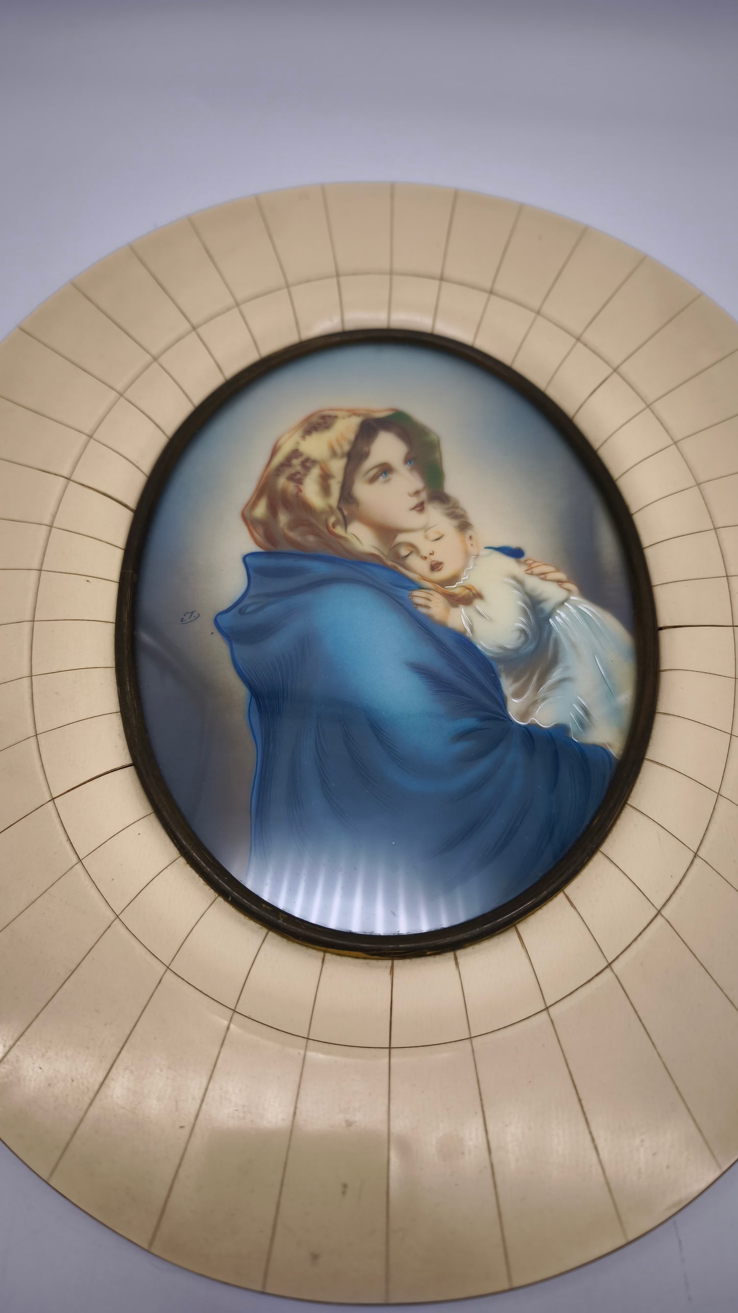 84148 Quadro ovale vintage Madonna con bambino