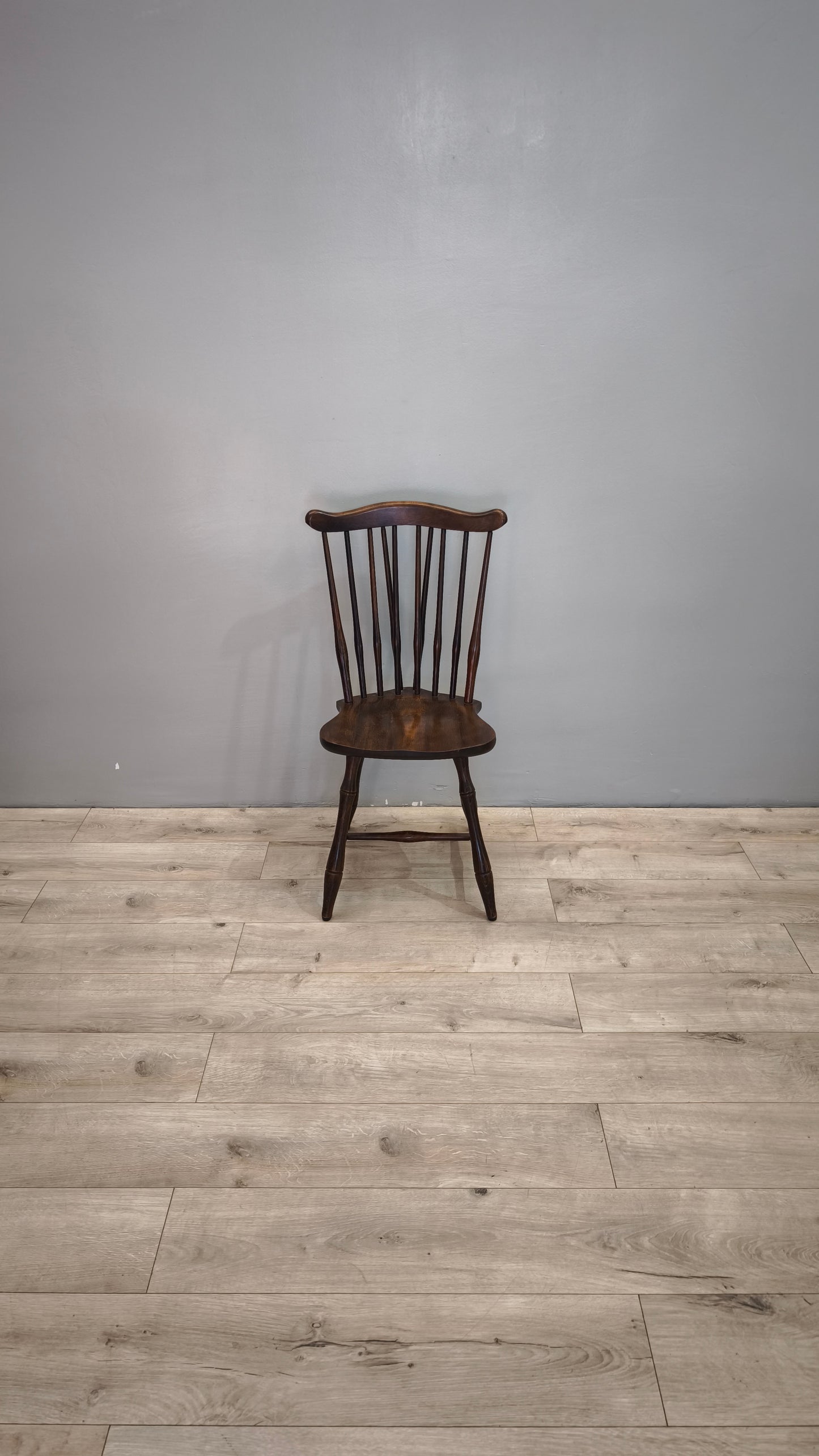 84676 Set n 4 sedie in legno