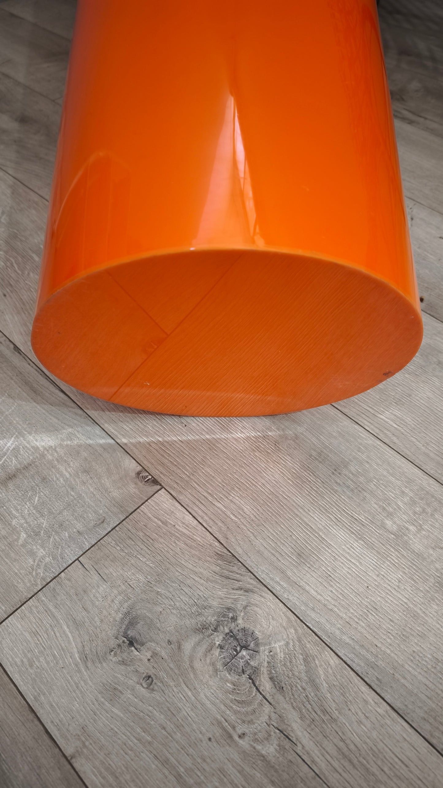 84584 Piantana vintage anni '70 color arancio