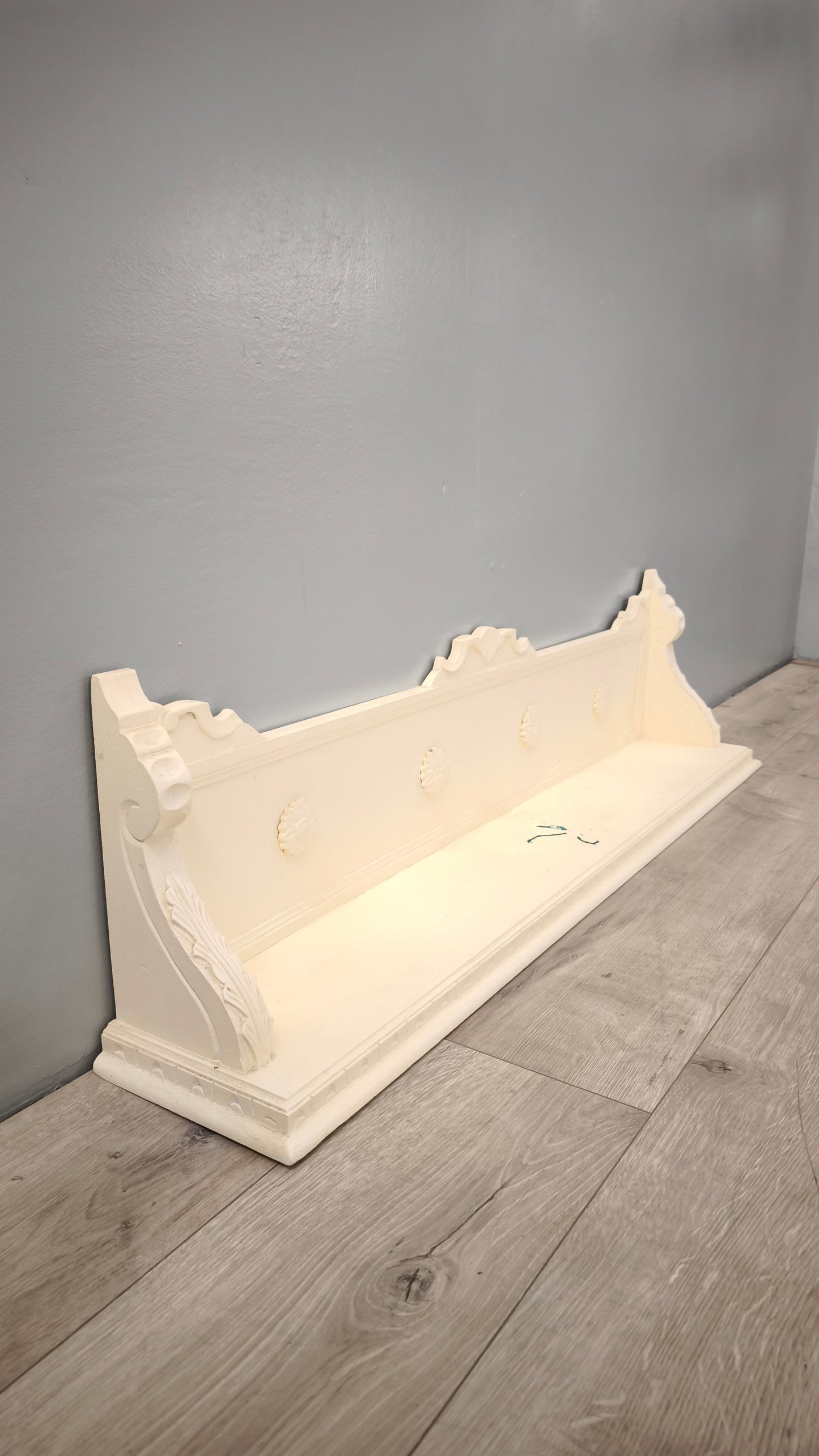 84849 Mensola in legno dipinta bianca