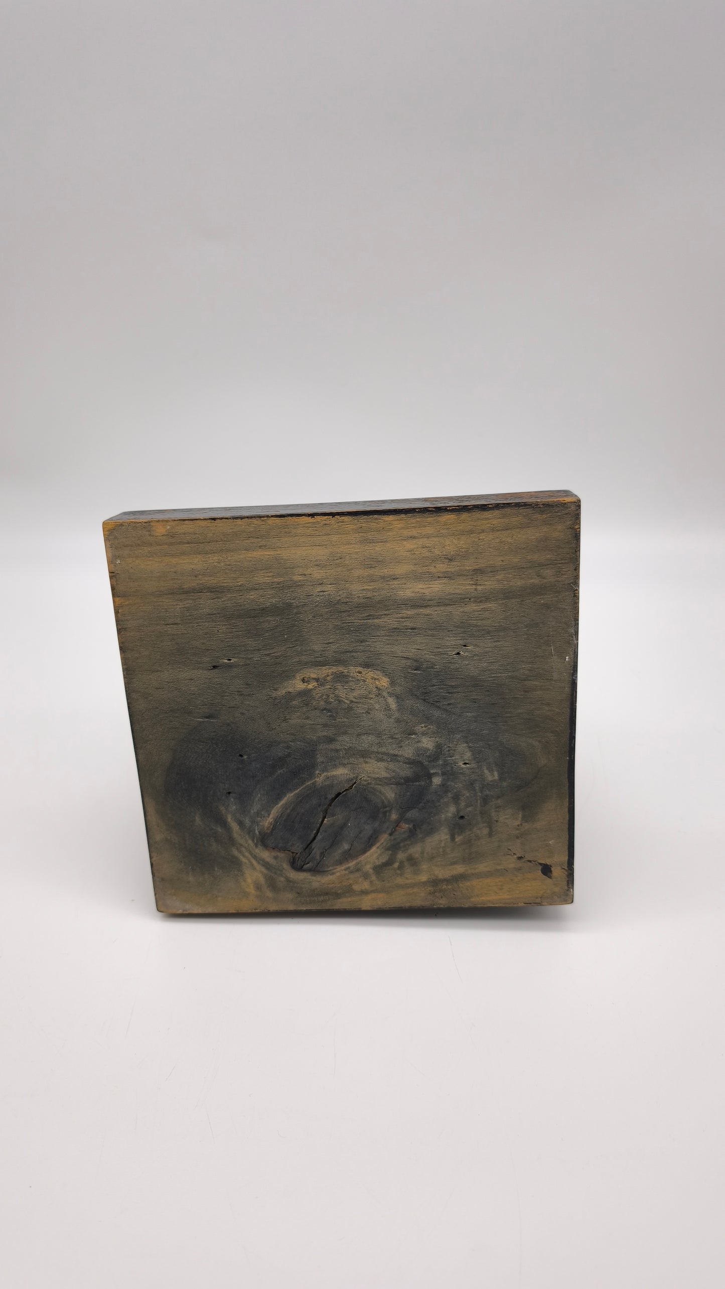 85230 Dama in ceramica su base in legno firmata Tornati