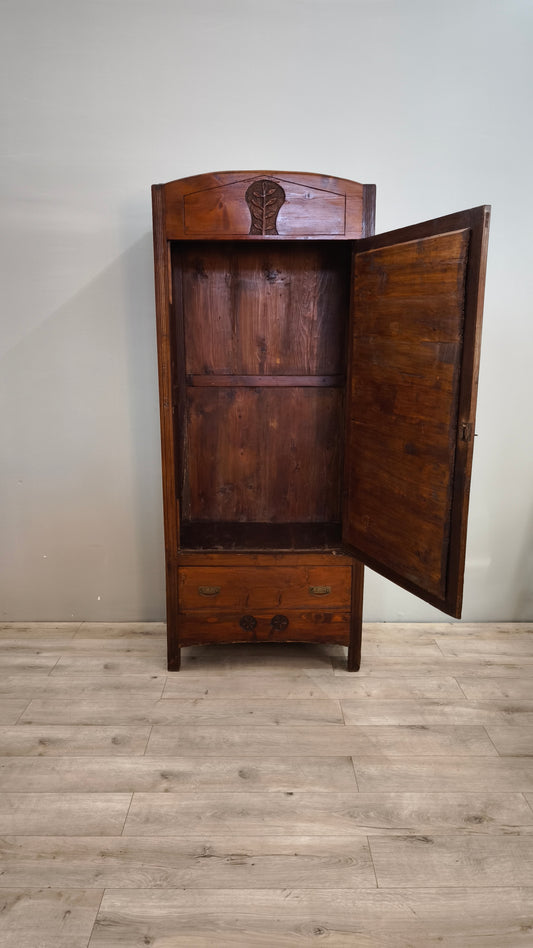 87850 Armadio ad un anta in stile liberty