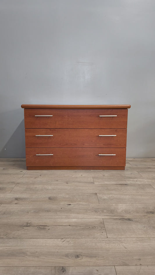 87852 Comò moderno marrone
