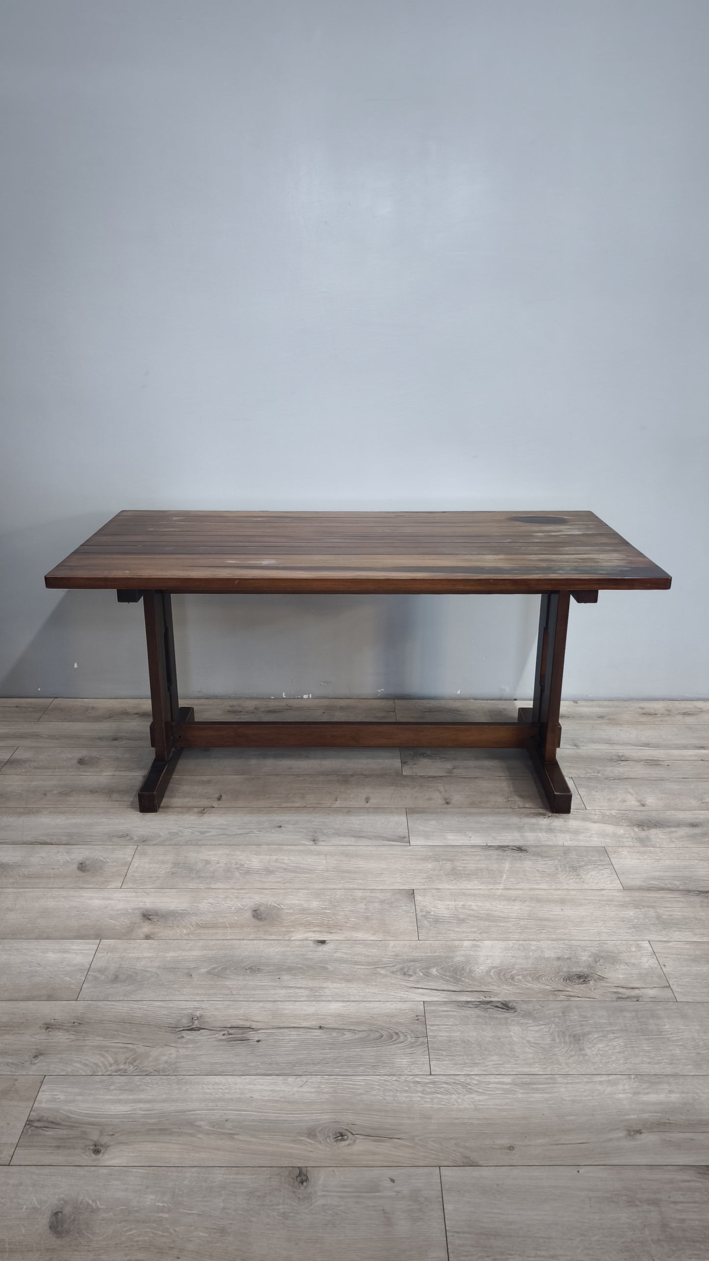 88218 Tavolo in legno massello