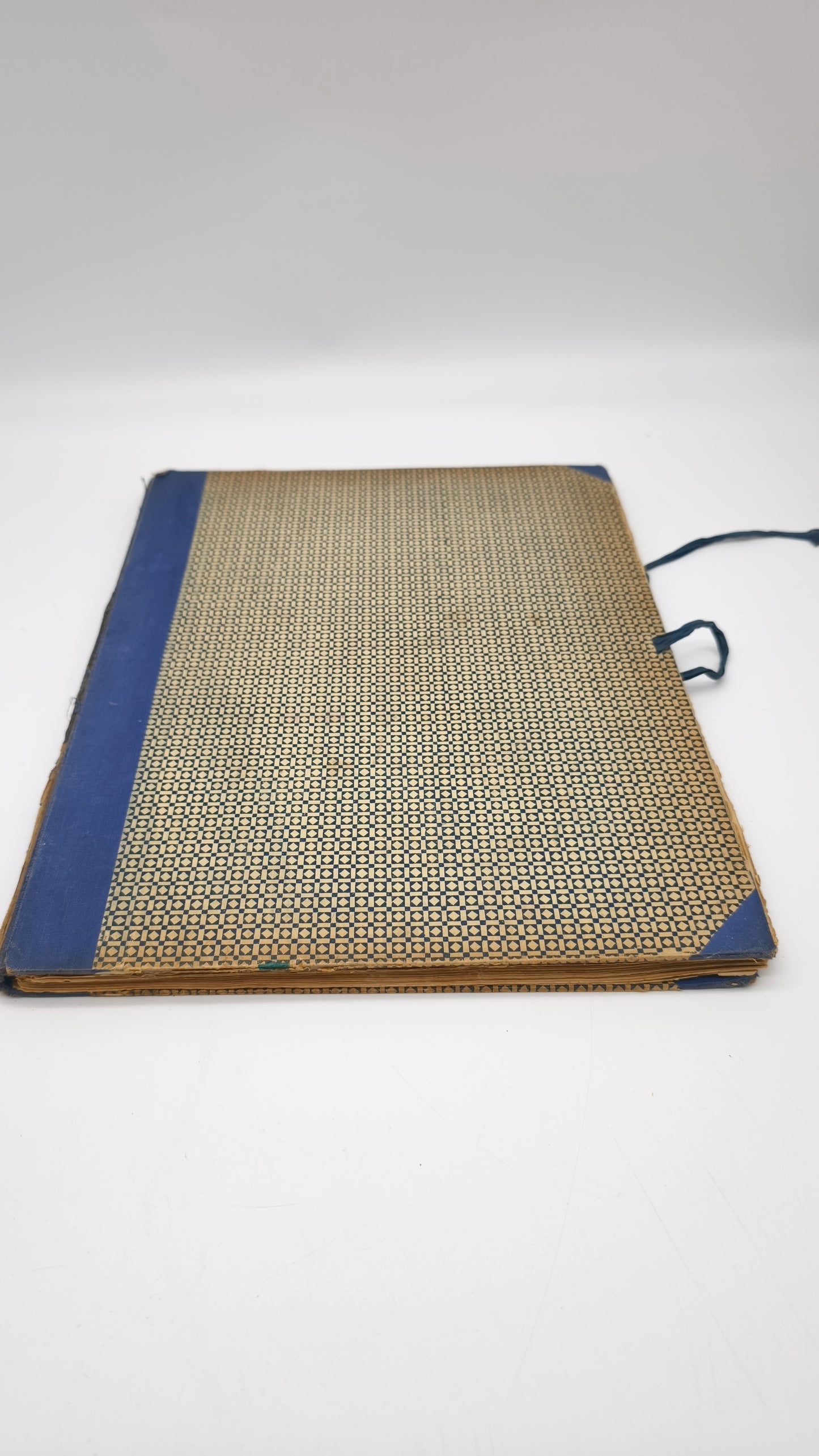 87820 Raccolta riviste del '900, 50 anni di Casa Savoia