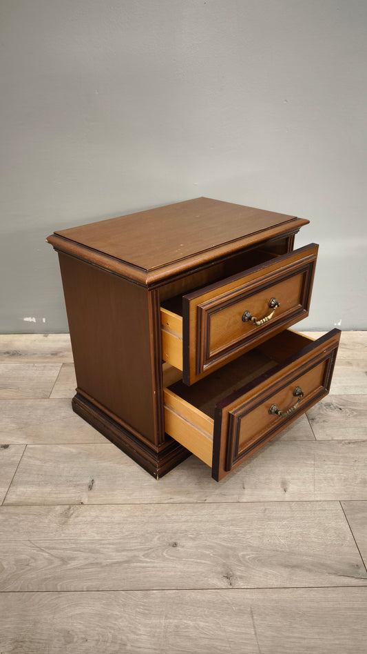 88256 Comodino in stile classico a 2 cassetti