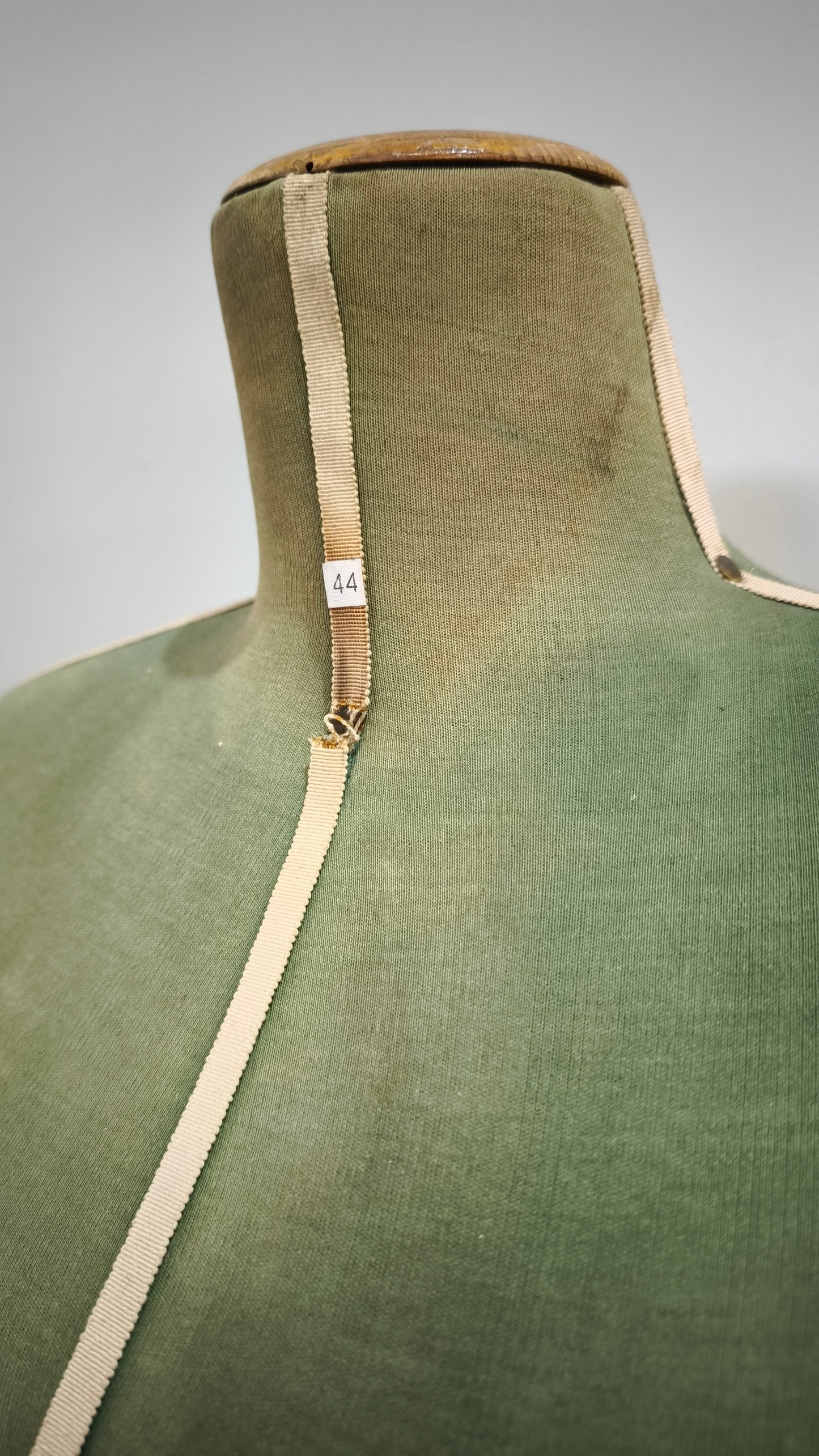 88422 Manichino Singer vintage TG 44