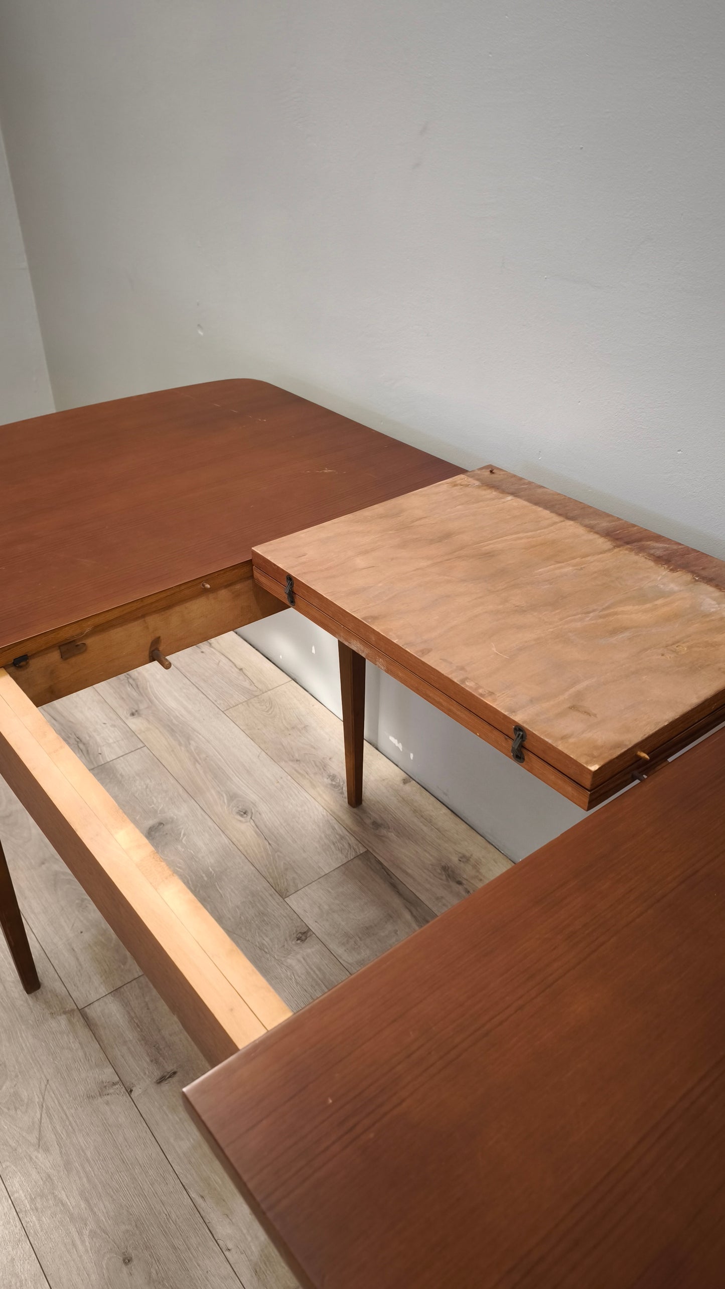 88543 Tavolino anni 60 allungabile