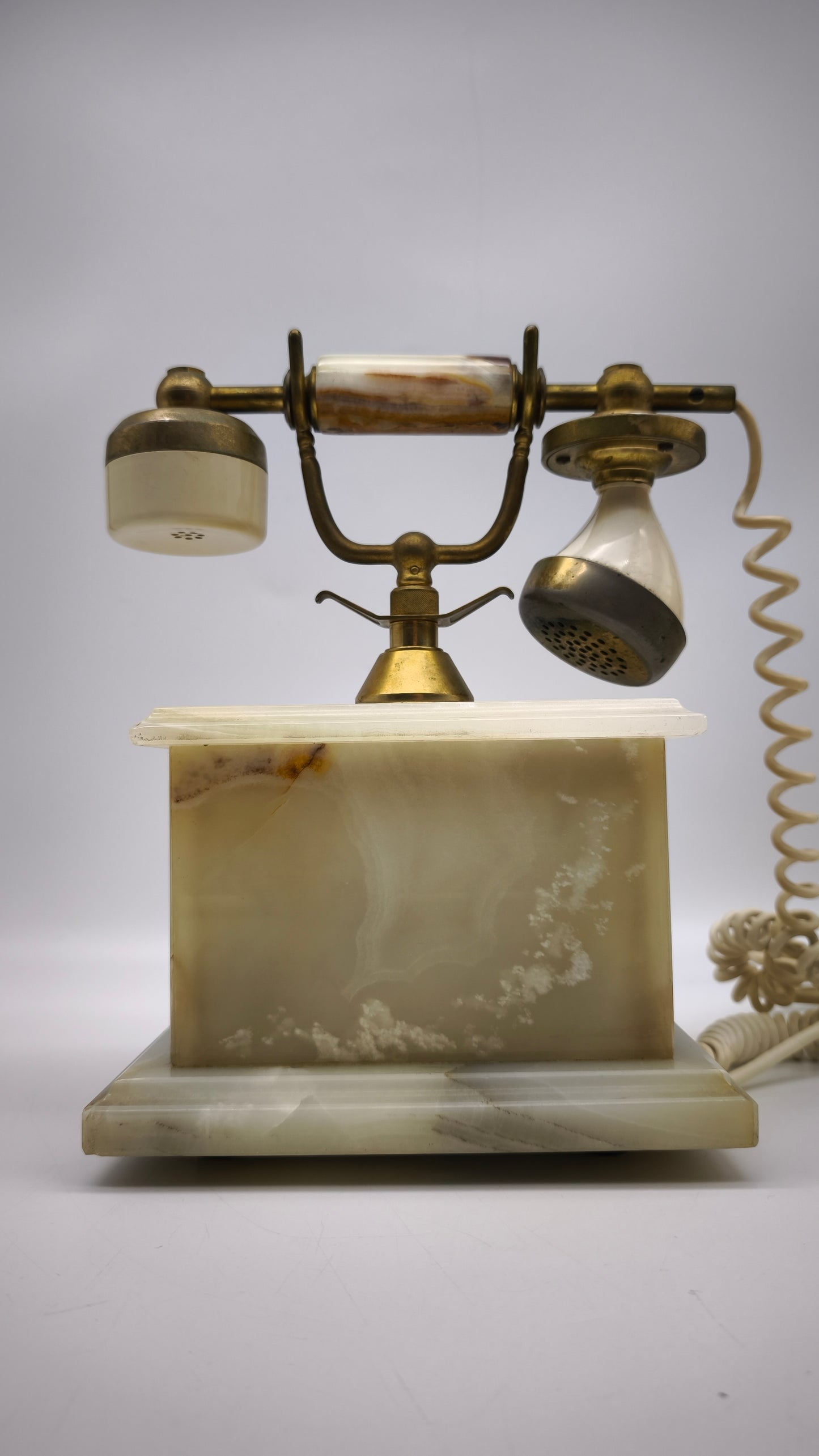 88697 Telefono in onice e alabastro